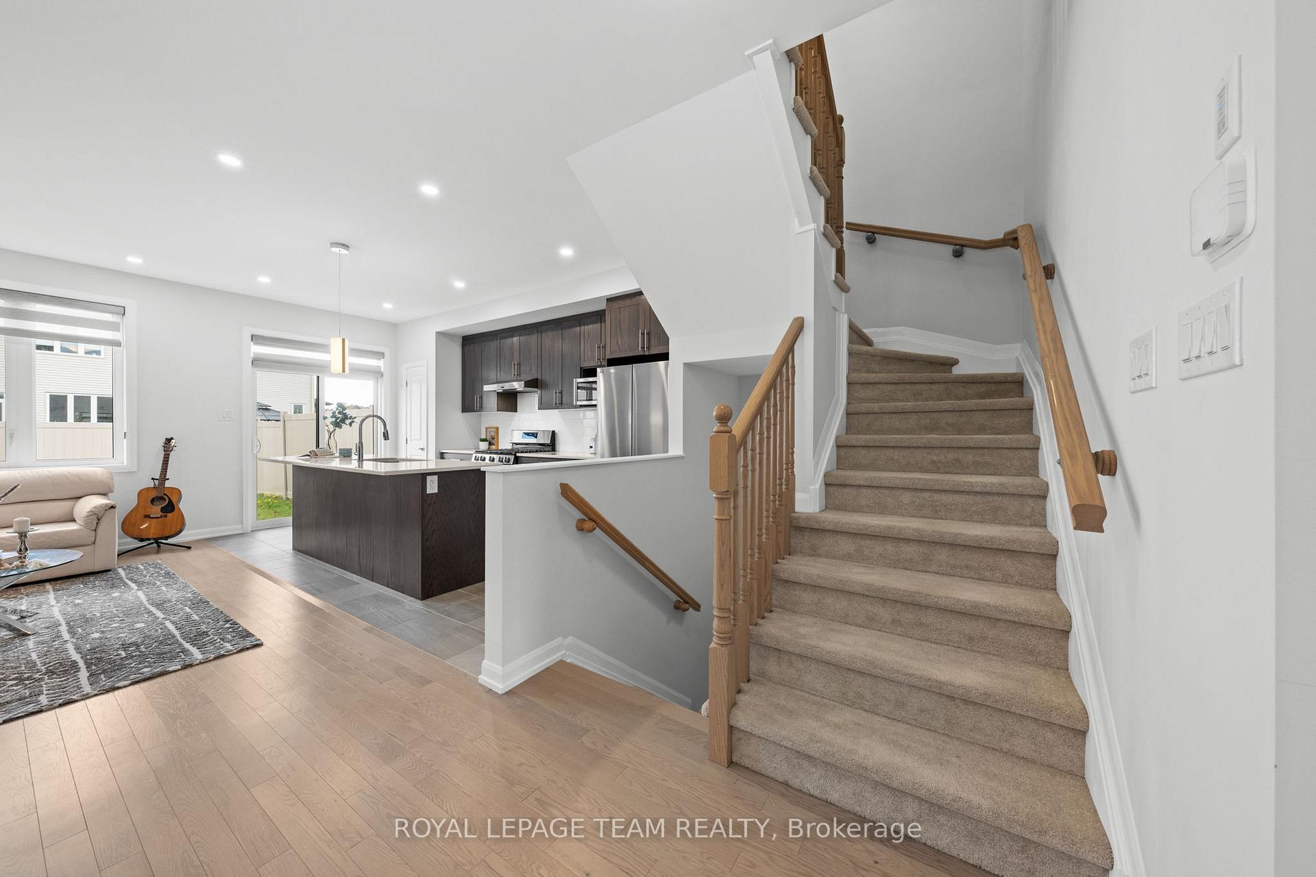 Photo 32 of 45 Finglas Court, Ottawa, Barrhaven - Half Moon Bay — HOMEH