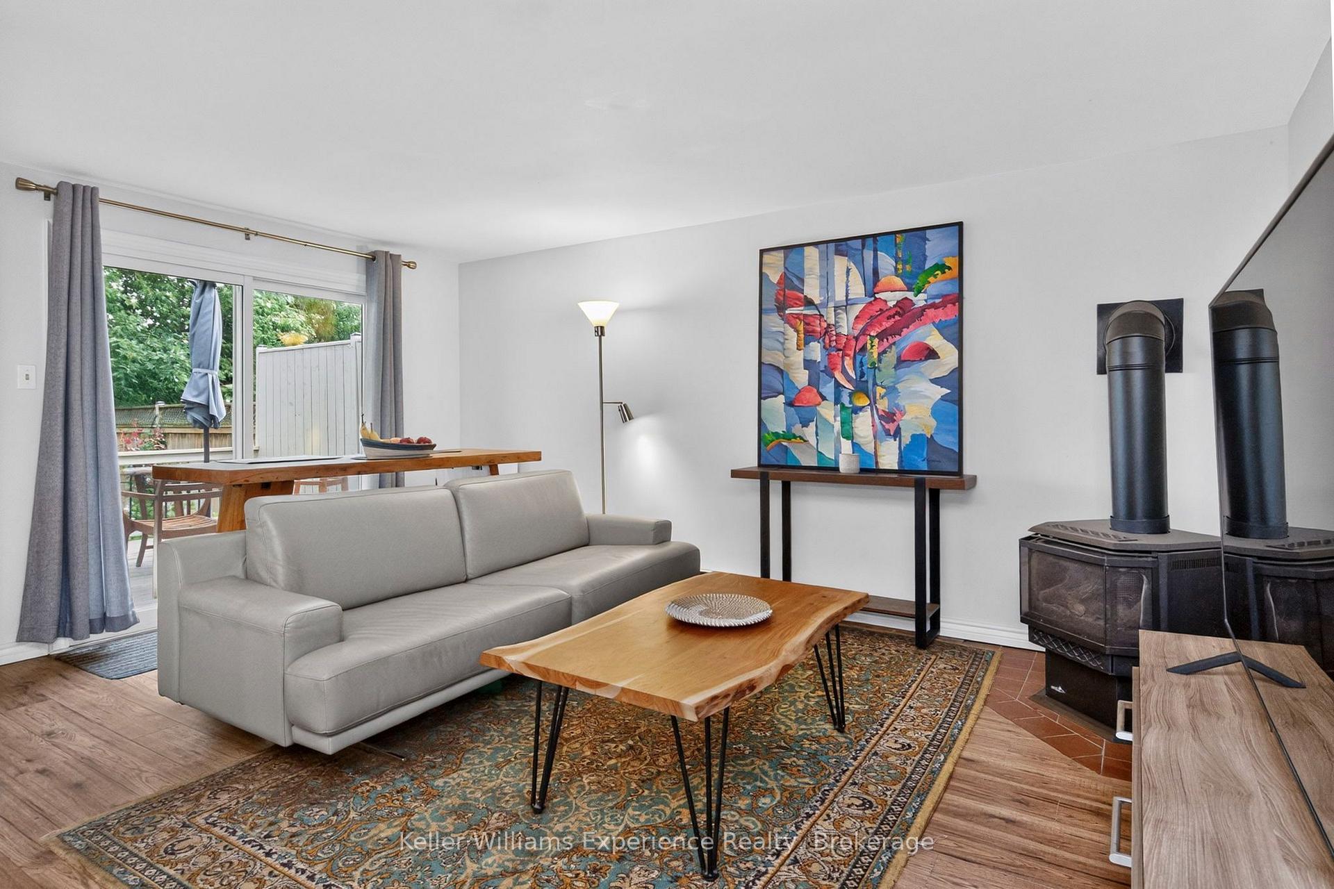 Photo 12 of 58 Maitland Drive, Barrie, Grove East — HOMEH