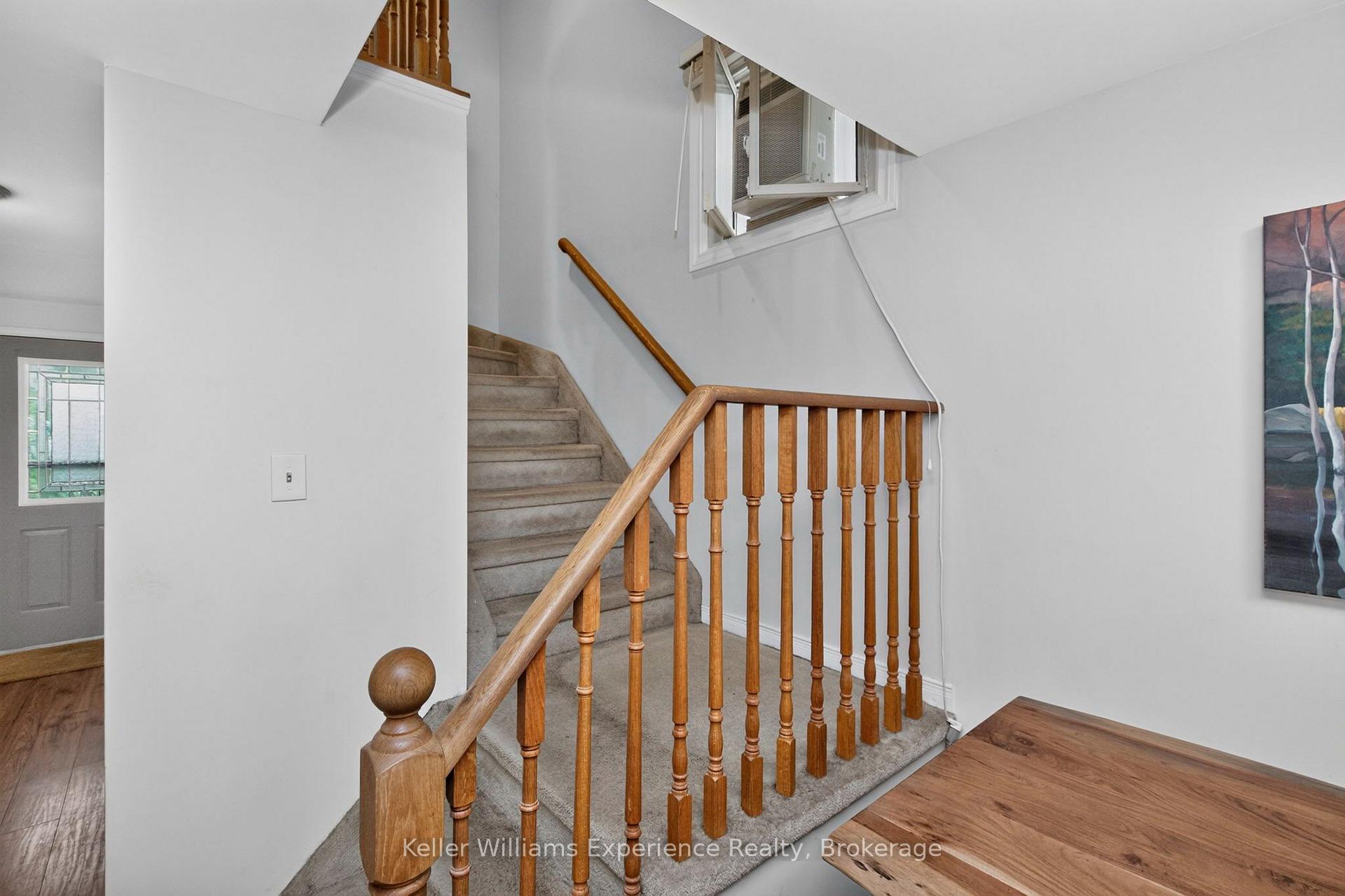 Photo 16 of 58 Maitland Drive, Barrie, Grove East — HOMEH