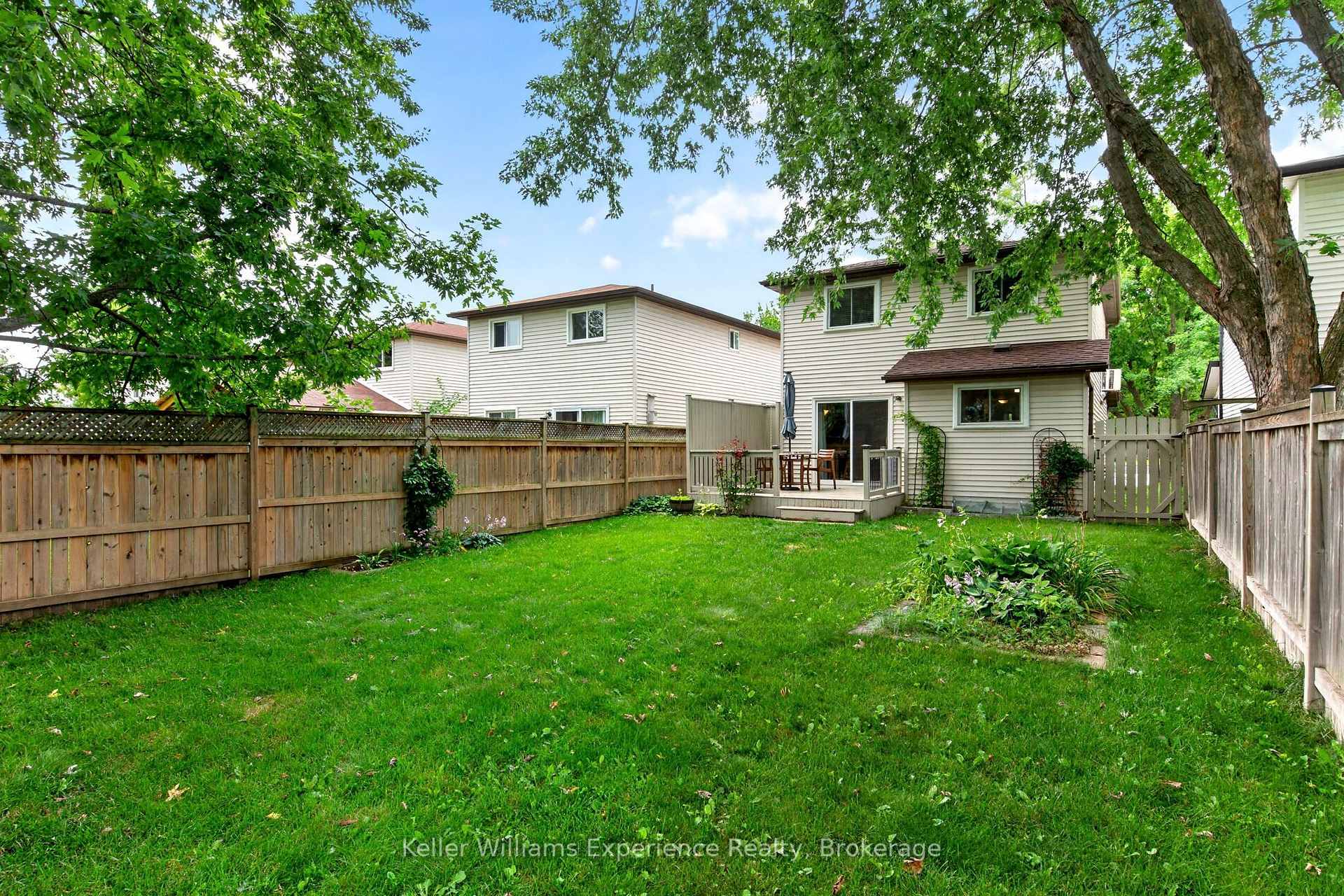 Photo 34 of 58 Maitland Drive, Barrie, Grove East — HOMEH