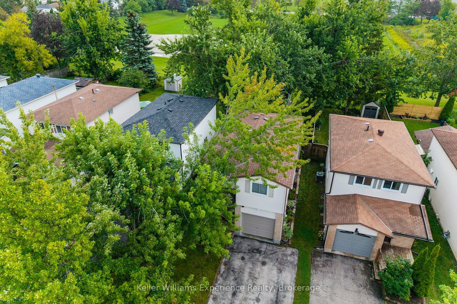 Photo 37 of 58 Maitland Drive, Barrie, Grove East — HOMEH