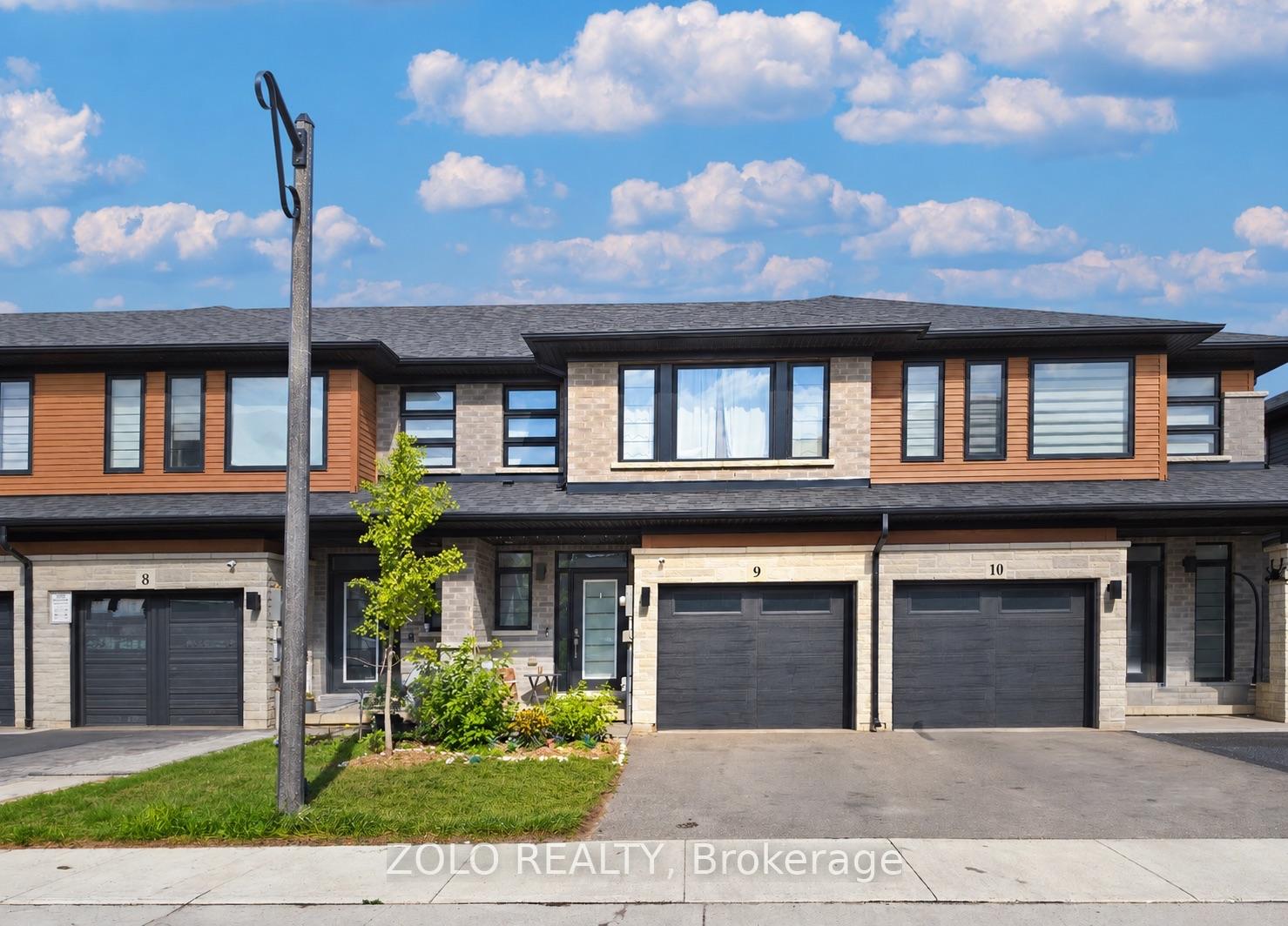 Photo of Unit 9, 461 Blackburn Drive
