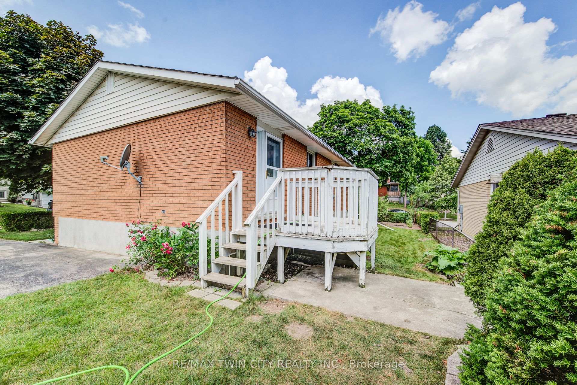Photo 29 of 602 Highpoint Avenue, Waterloo, Lakeshore Village — HOMEH