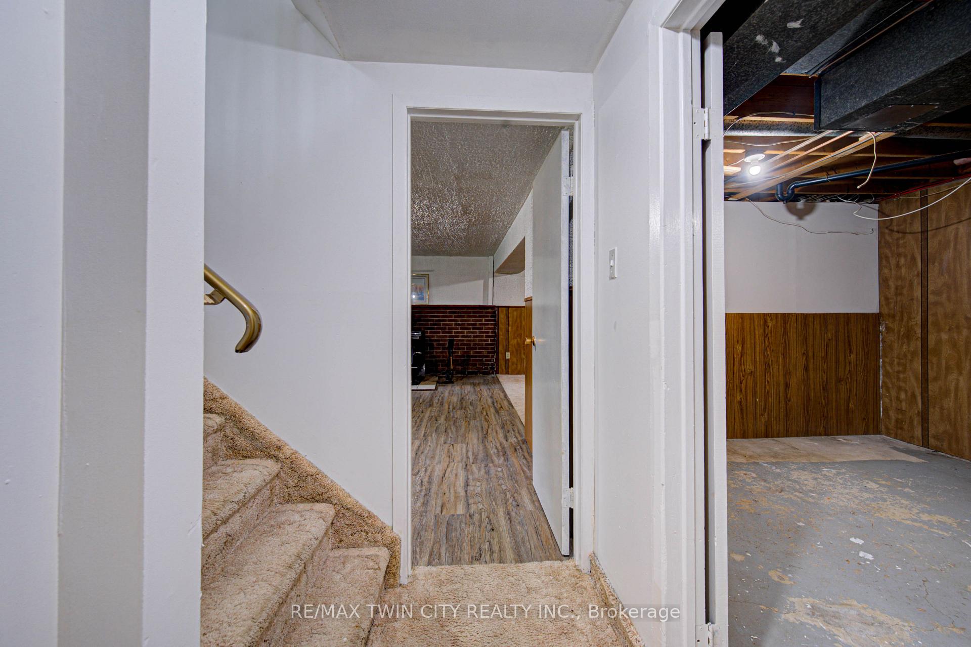 Photo 25 of 602 Highpoint Avenue, Waterloo, Lakeshore Village — HOMEH