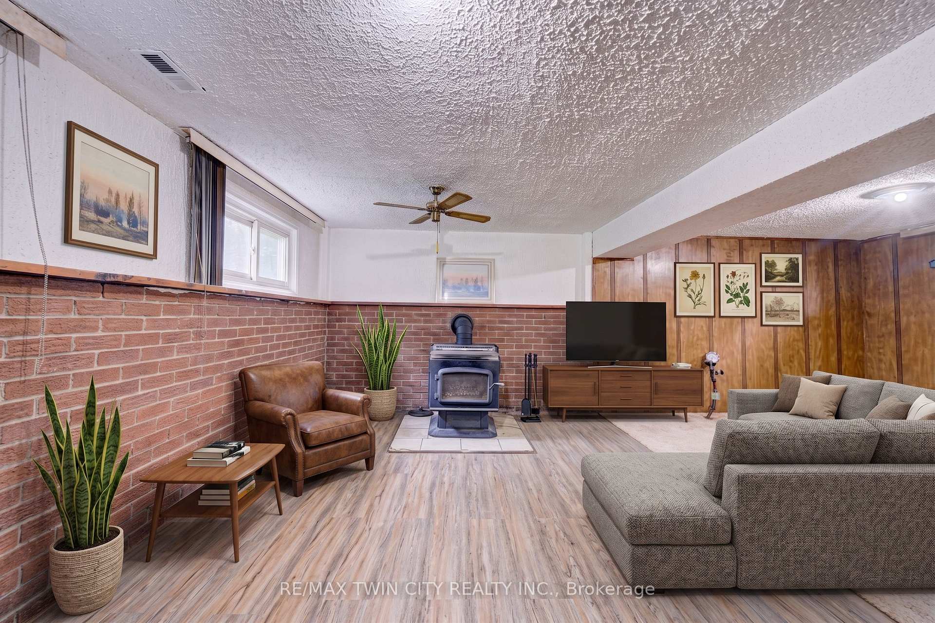 Photo 30 of 602 Highpoint Avenue, Waterloo, Lakeshore Village — HOMEH