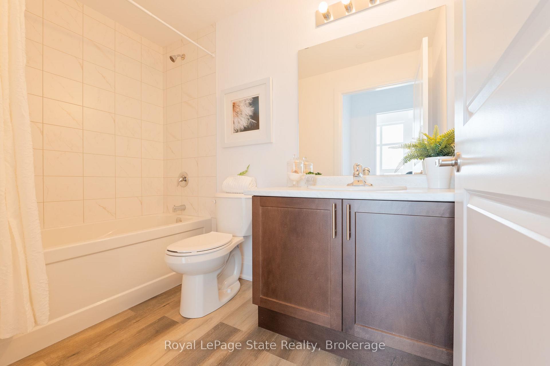 Photo 5 of Unit 413, 470 Dundas Street E, Hamilton, Waterdown — HOMEH