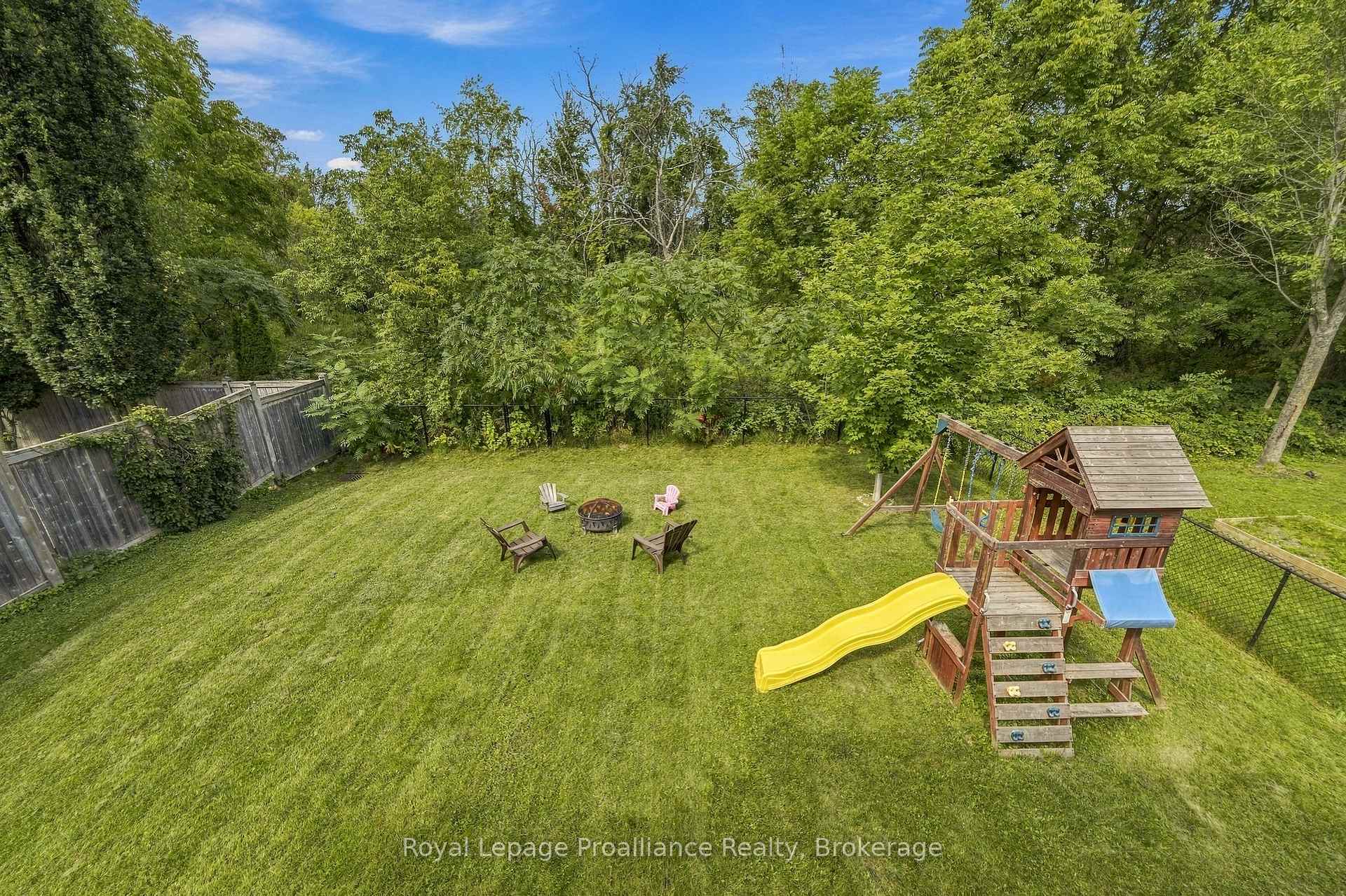 Photo 41 of 273 Avondale Road, Belleville, Belleville Ward — HOMEH