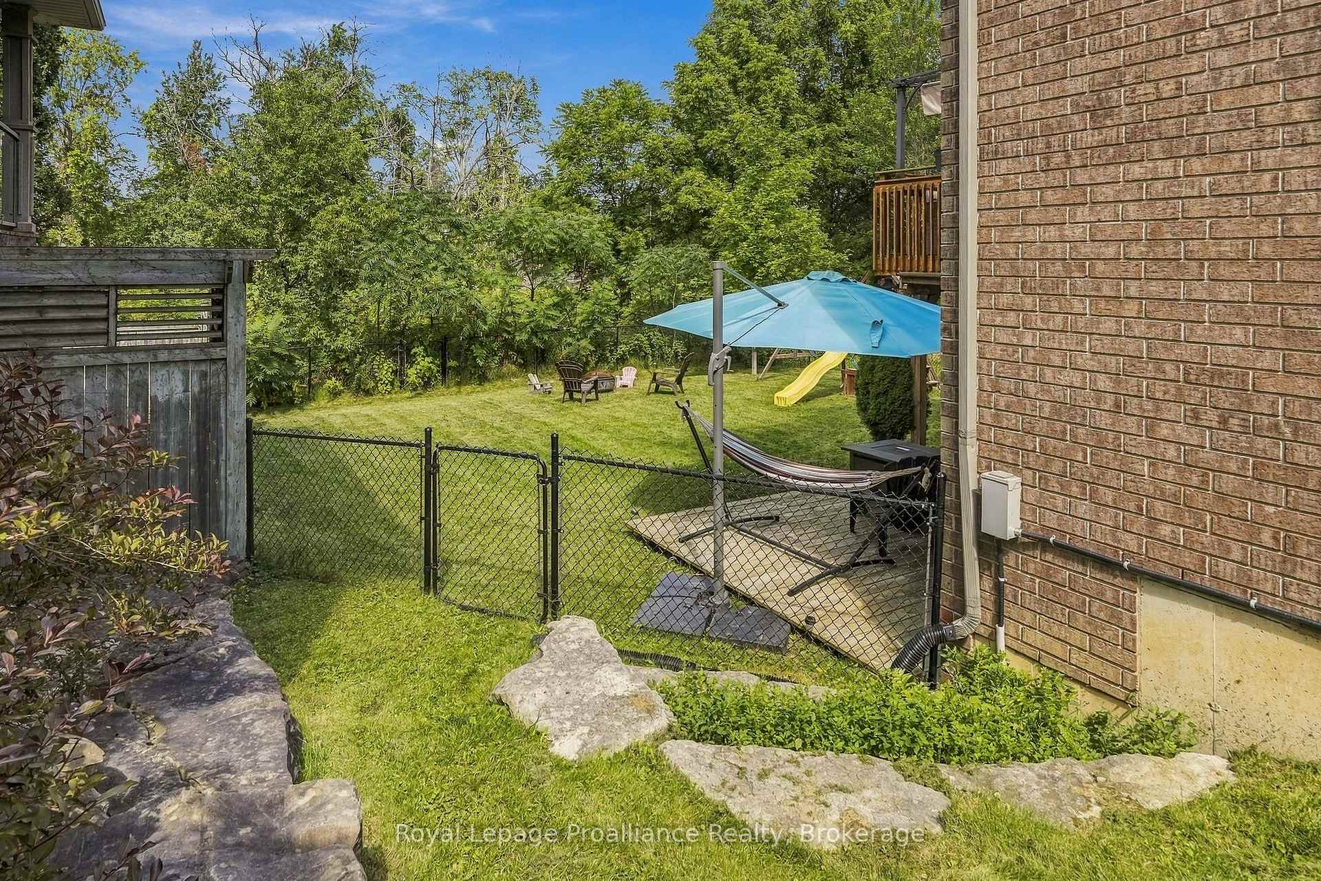Photo 42 of 273 Avondale Road, Belleville, Belleville Ward — HOMEH
