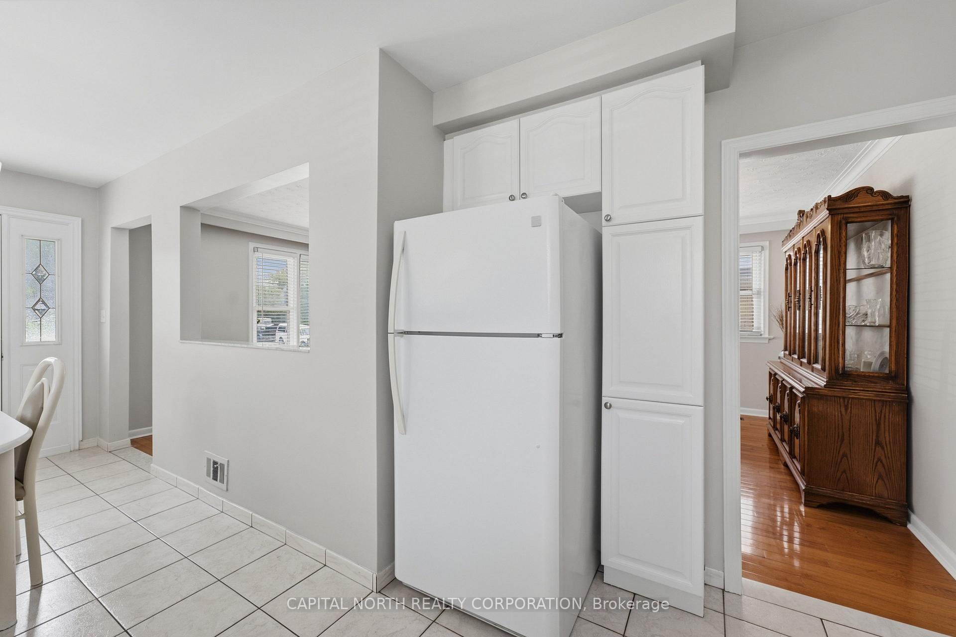 Photo 14 of 152 Katherine Road, North York, Downsview-Roding-CFB — HOMEH