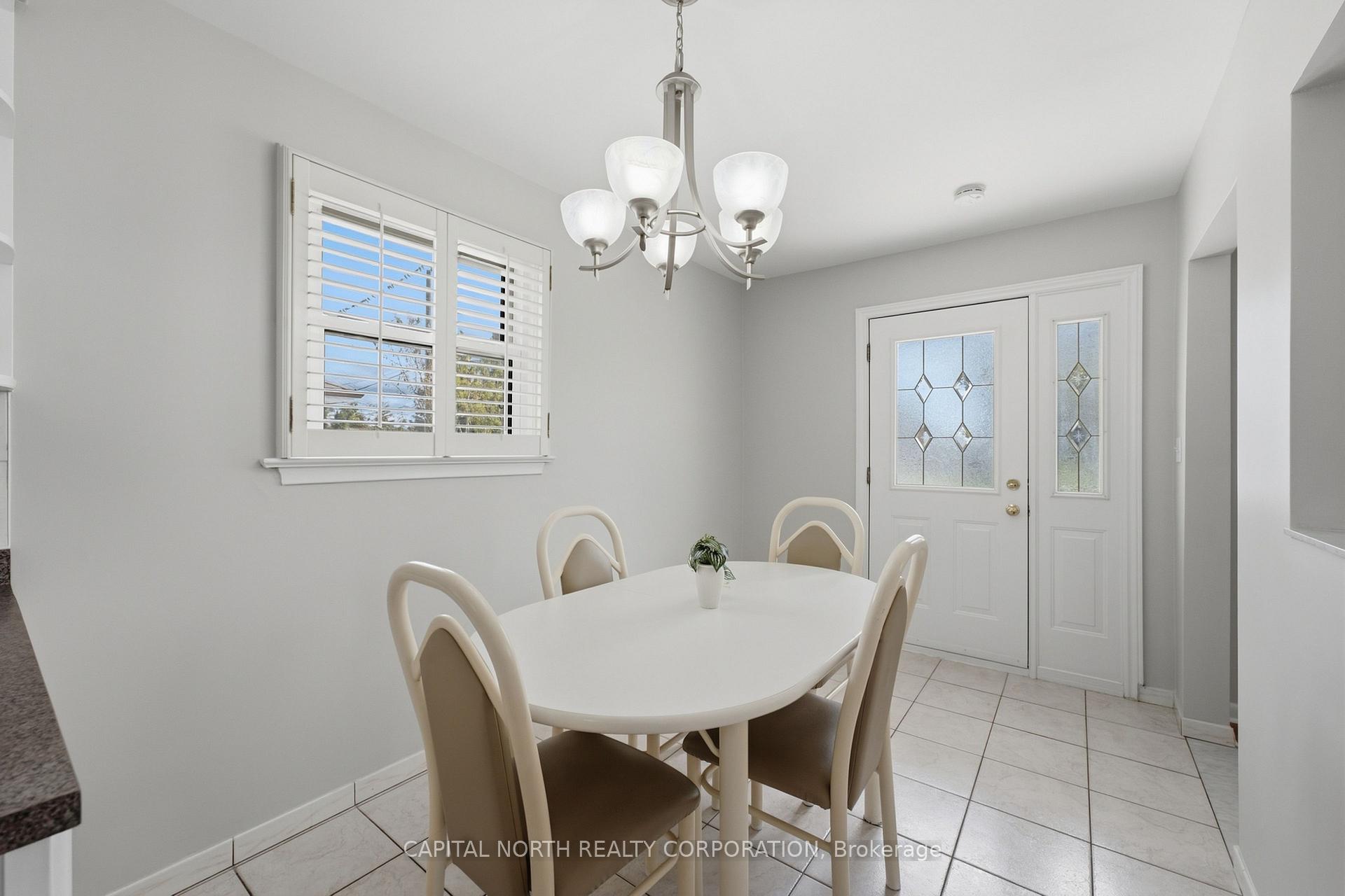 Photo 15 of 152 Katherine Road, North York, Downsview-Roding-CFB — HOMEH