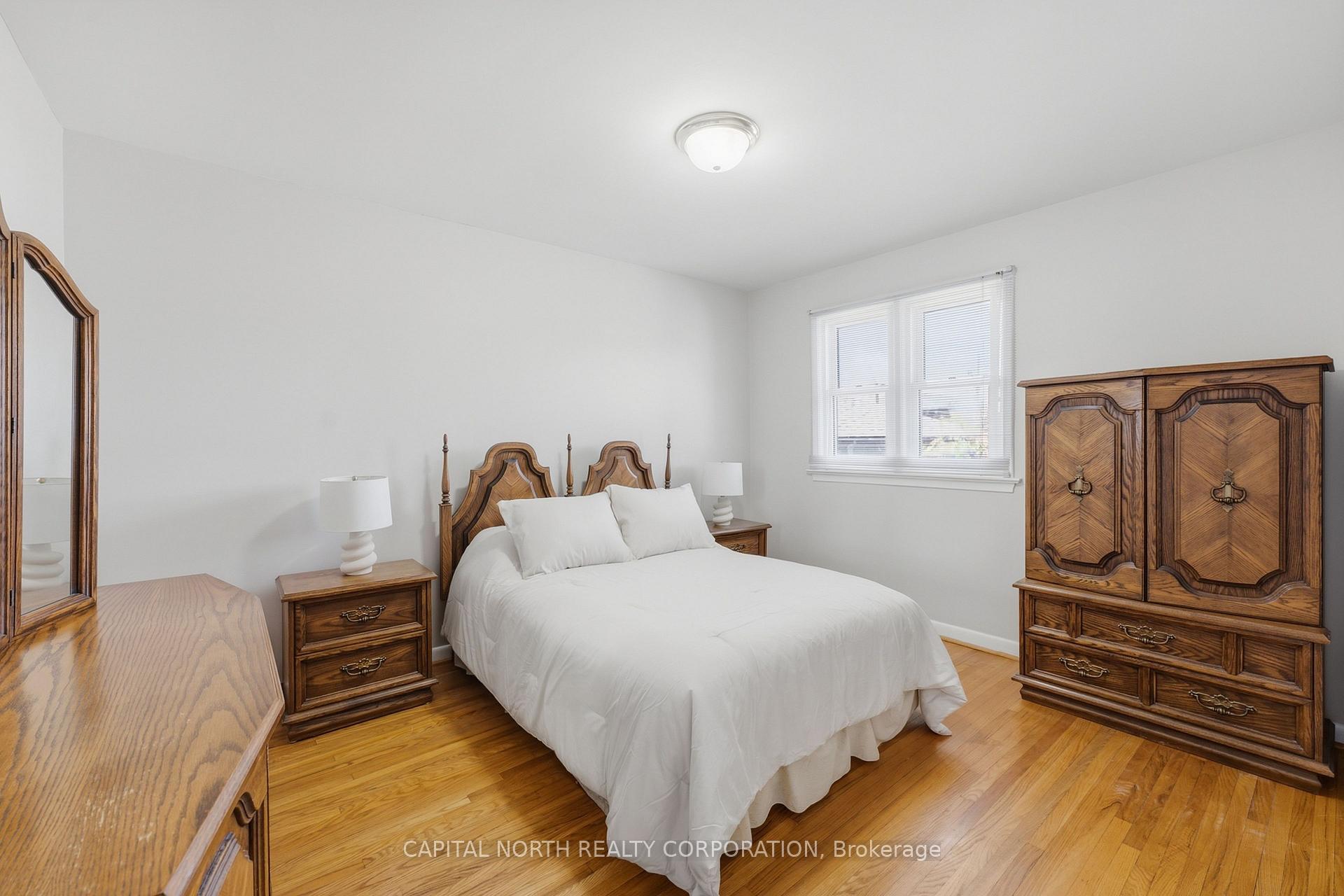 Photo 17 of 152 Katherine Road, North York, Downsview-Roding-CFB — HOMEH