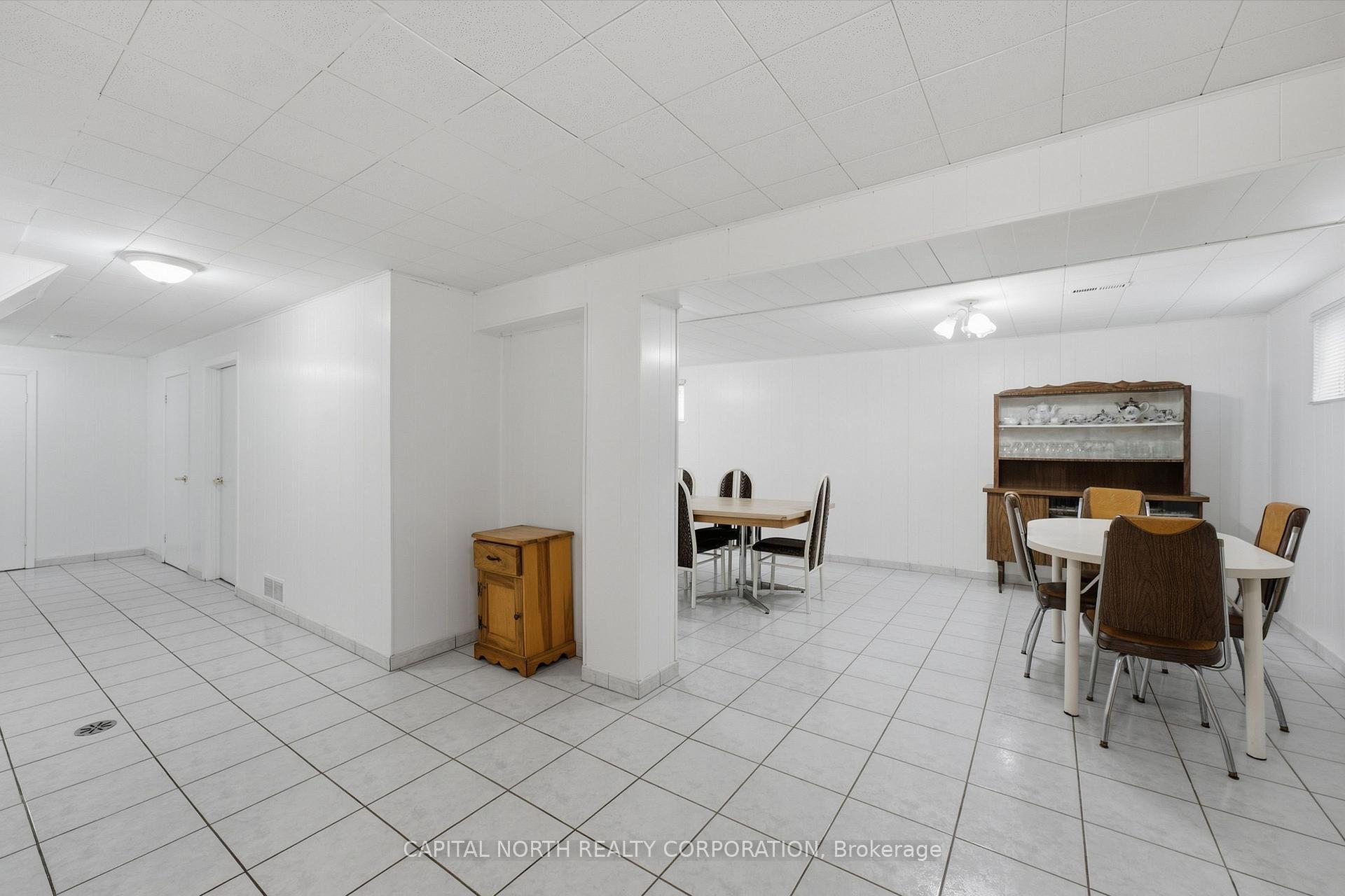 Photo 35 of 152 Katherine Road, North York, Downsview-Roding-CFB — HOMEH
