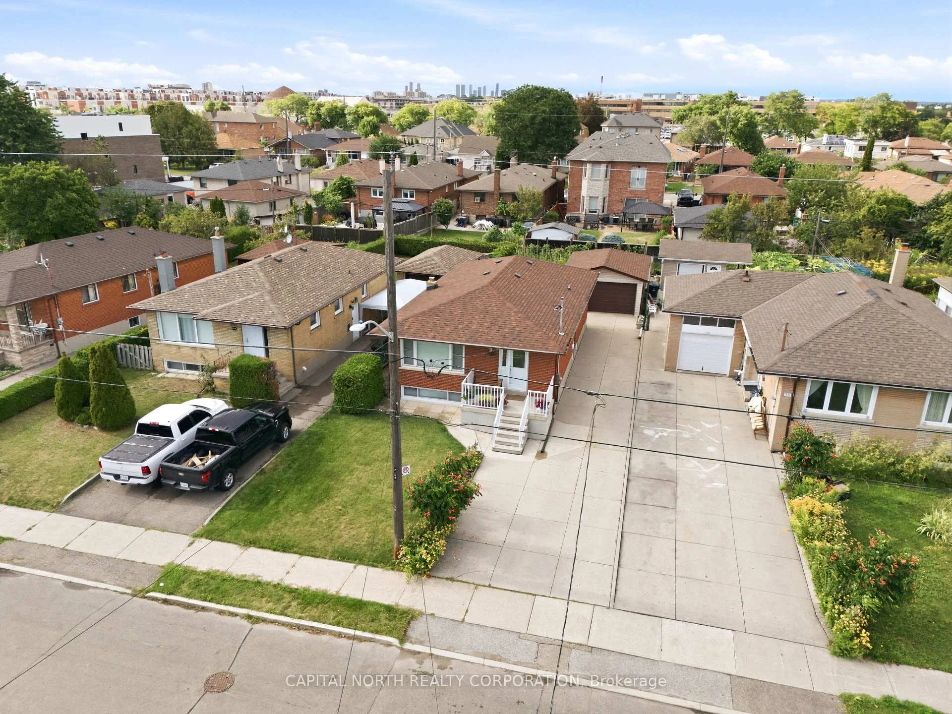 Photo 50 of 152 Katherine Road, North York, Downsview-Roding-CFB — HOMEH