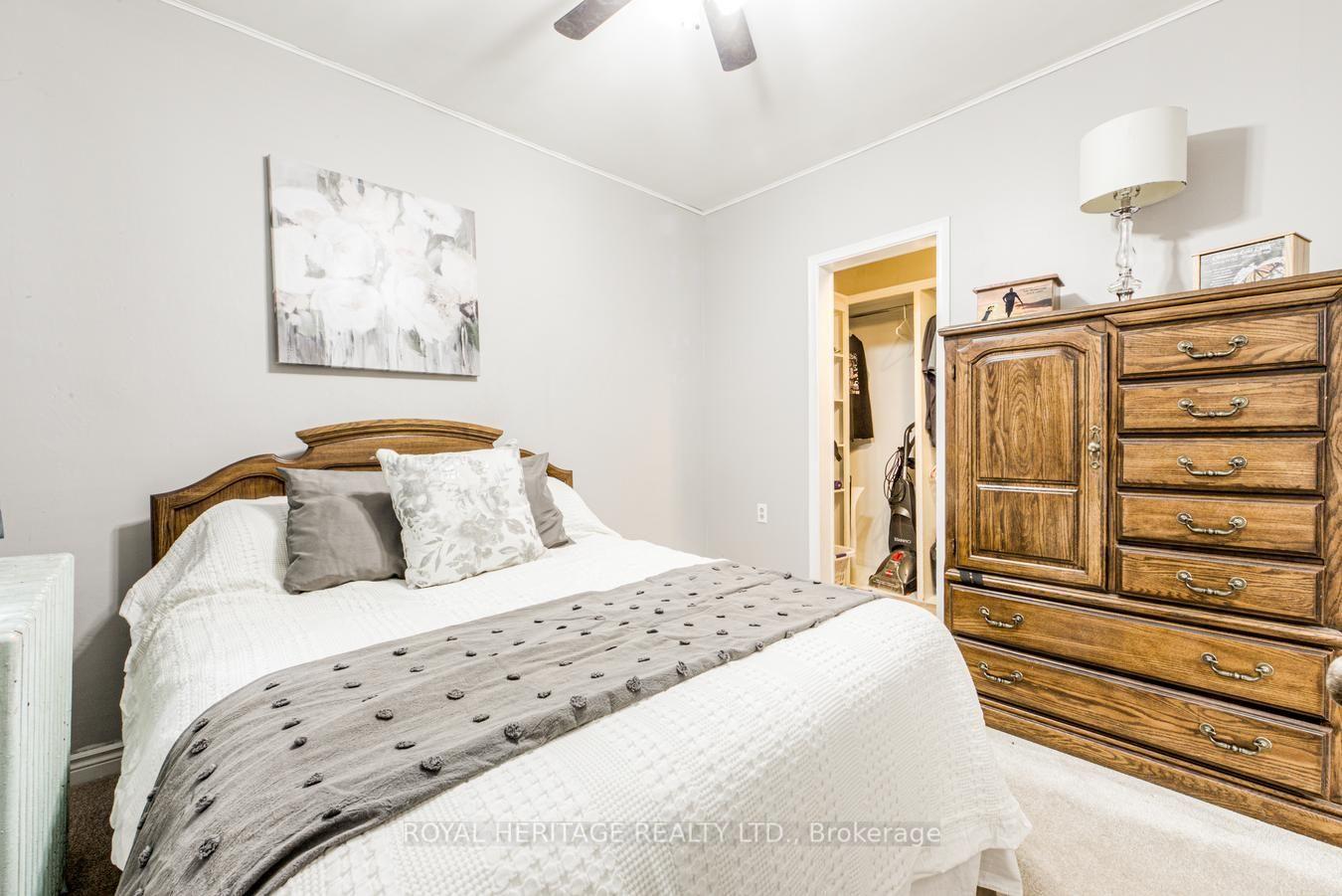 Photo 15 of 758 Jane Street, Toronto, Rockcliffe-Smythe — HOMEH