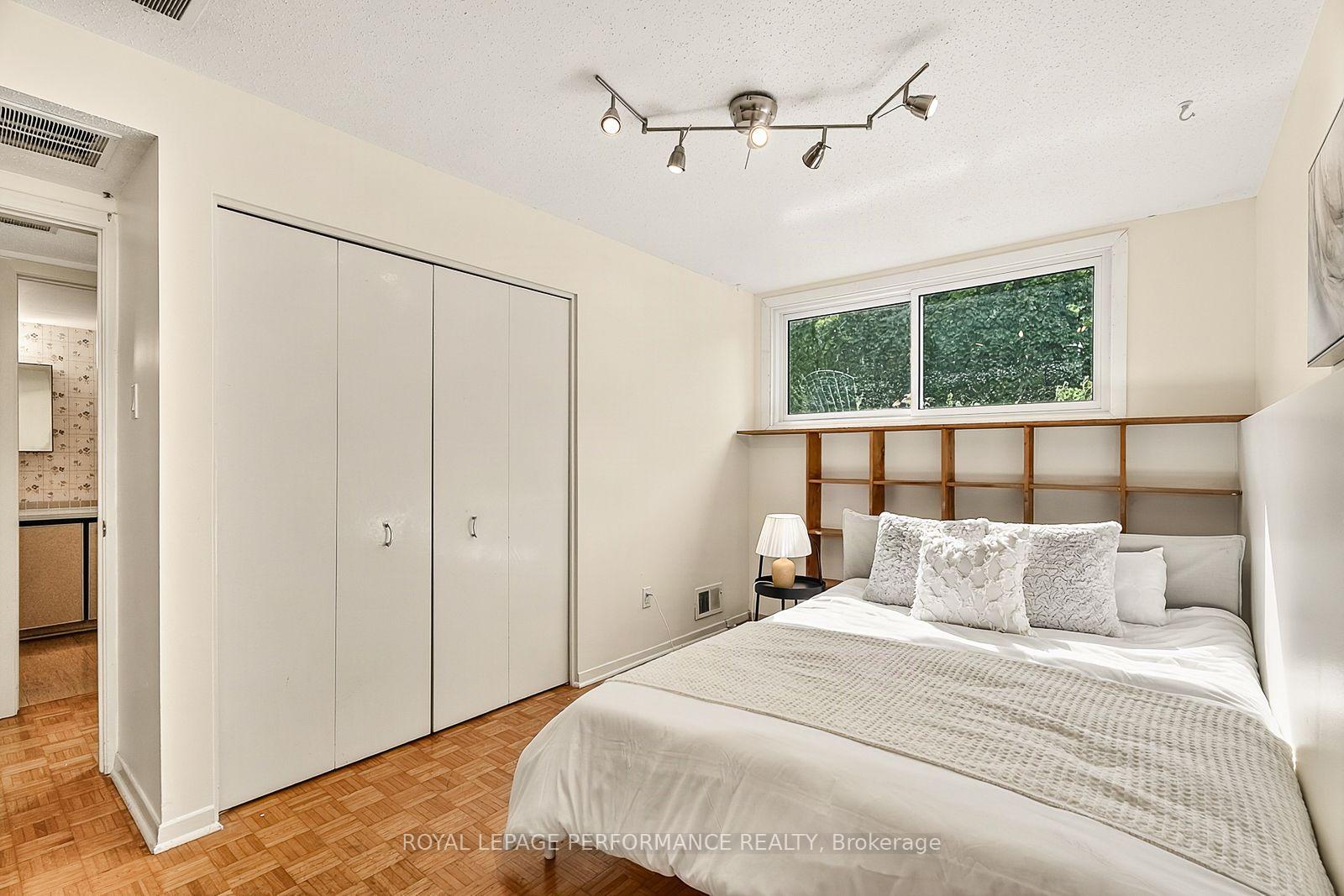 Photo 28 of 16 Woodmount Crescent, Ottawa, Borden Farm/Stewart Farm/Carleton Heights/Parkwood Hills — HOMEH