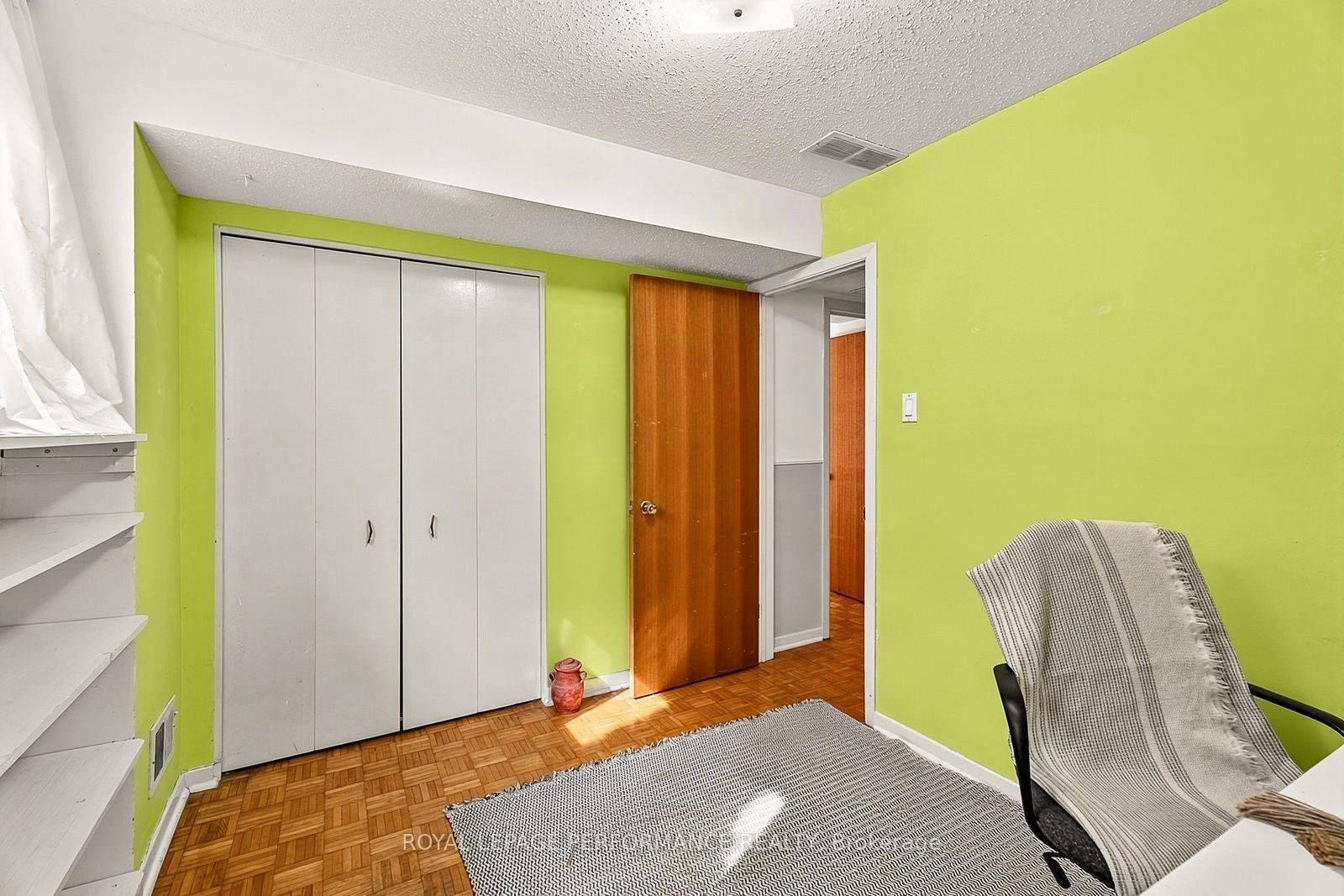 Photo 31 of 16 Woodmount Crescent, Ottawa, Borden Farm/Stewart Farm/Carleton Heights/Parkwood Hills — HOMEH