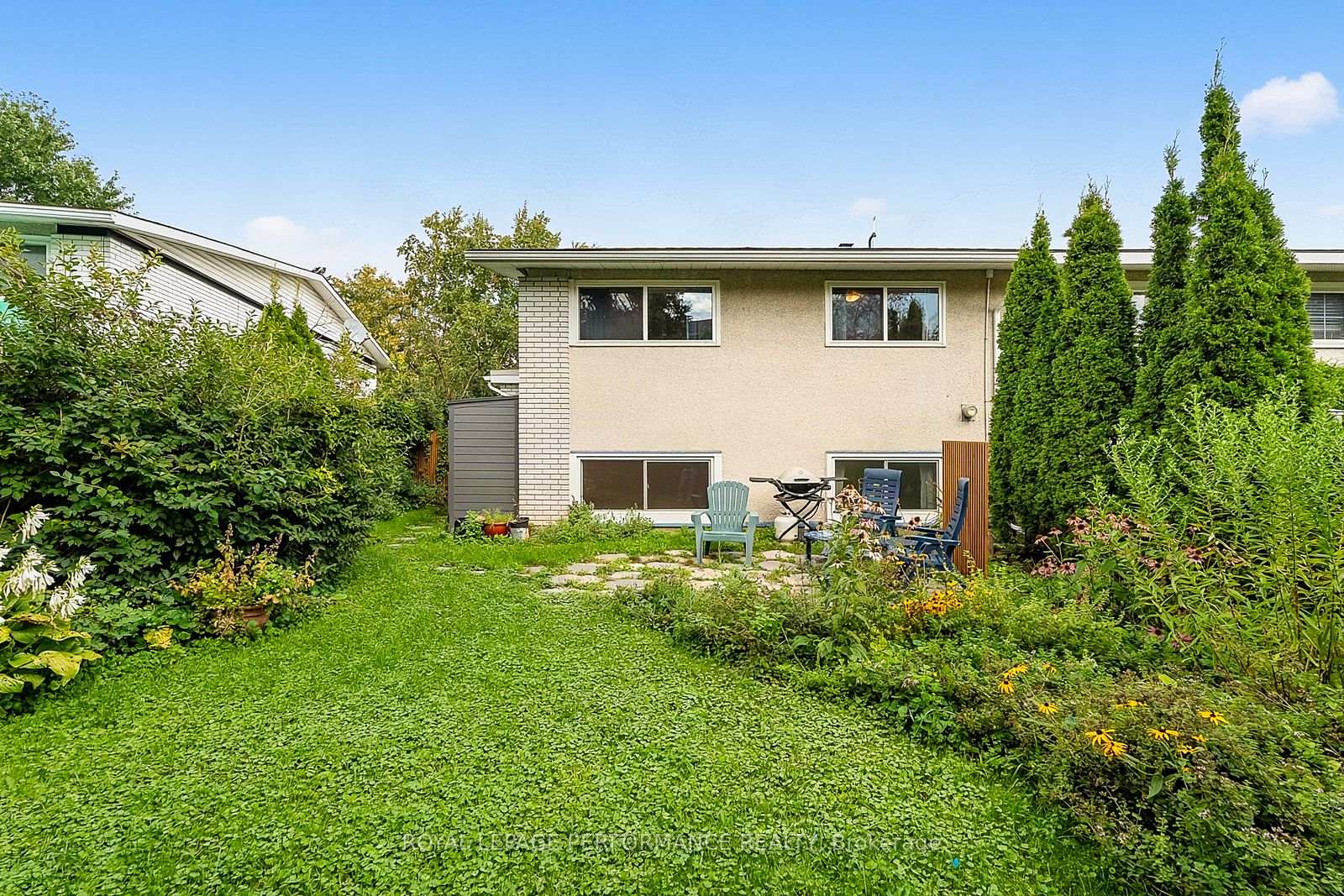 Photo 39 of 16 Woodmount Crescent, Ottawa, Borden Farm/Stewart Farm/Carleton Heights/Parkwood Hills — HOMEH