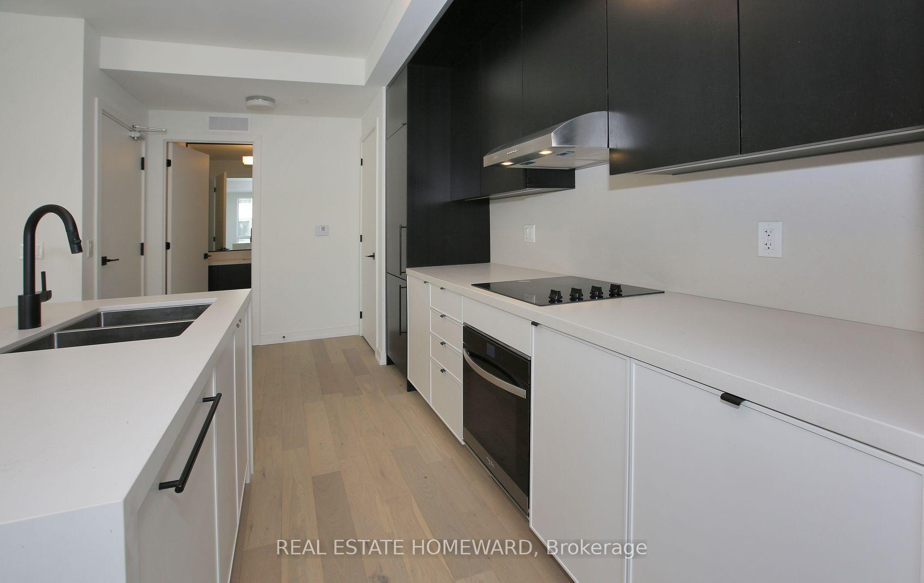 Photo 3 of Unit J301, 11 Walder Lane, Richmond Hill, Devonsleigh — HOMEH
