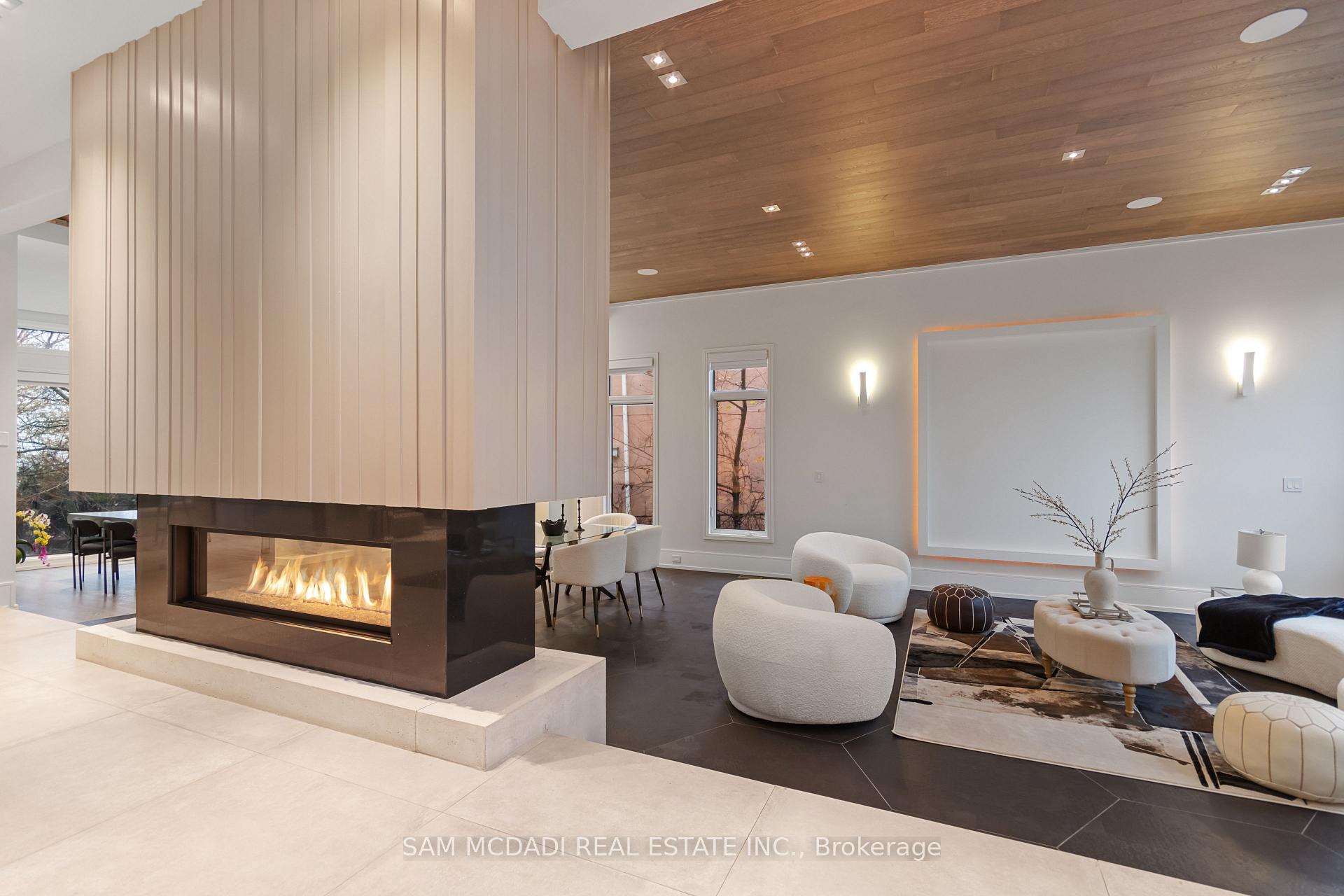 Photo 6 of 67 Lake Promenade, Etobicoke, Long Branch — HOMEH