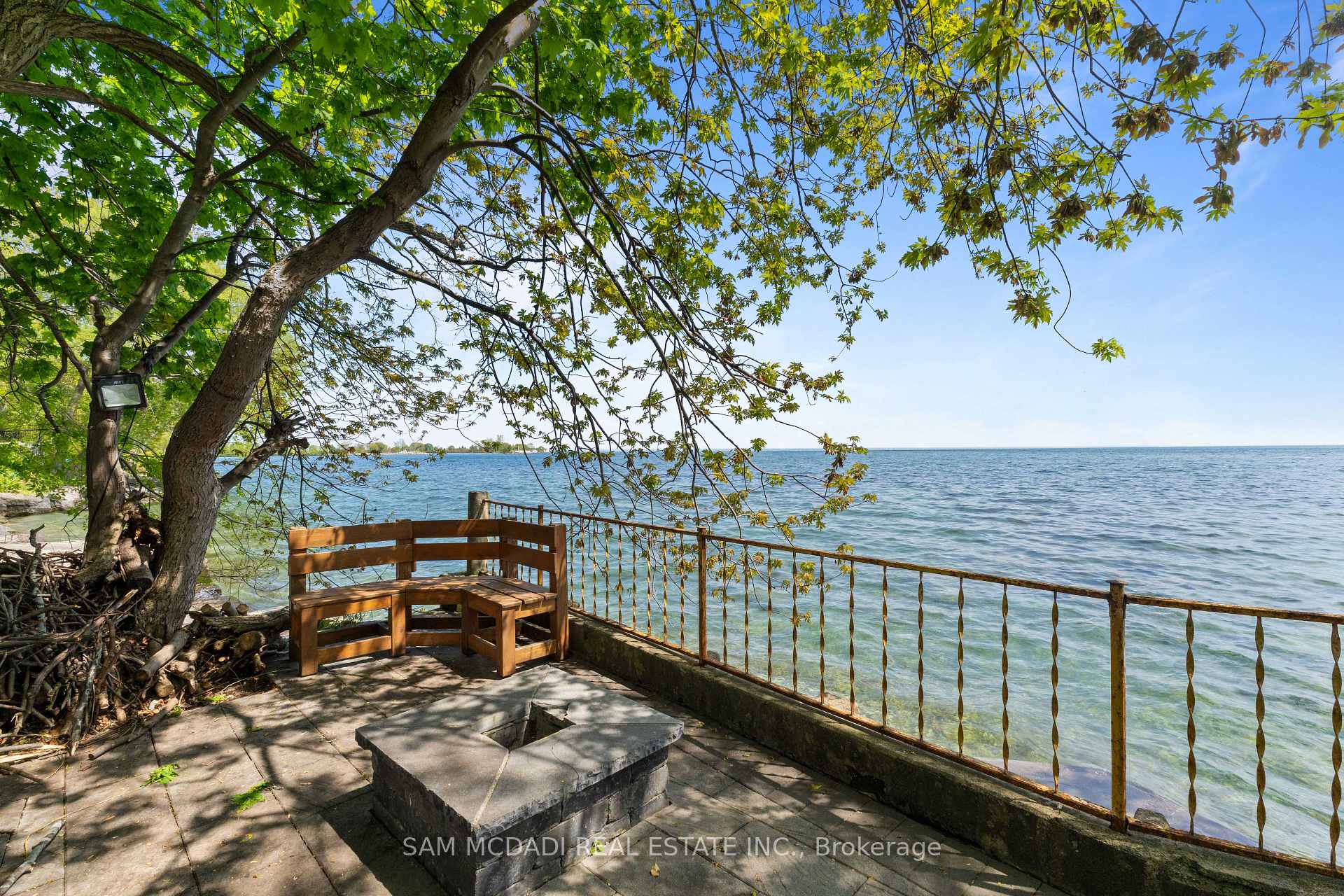 Photo 45 of 67 Lake Promenade, Etobicoke, Long Branch — HOMEH