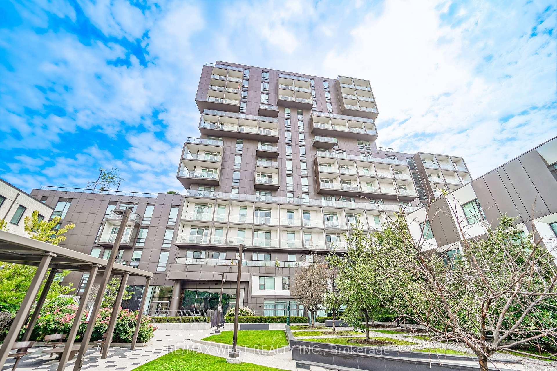 Photo of Unit 203, 80 Vanauley Street
