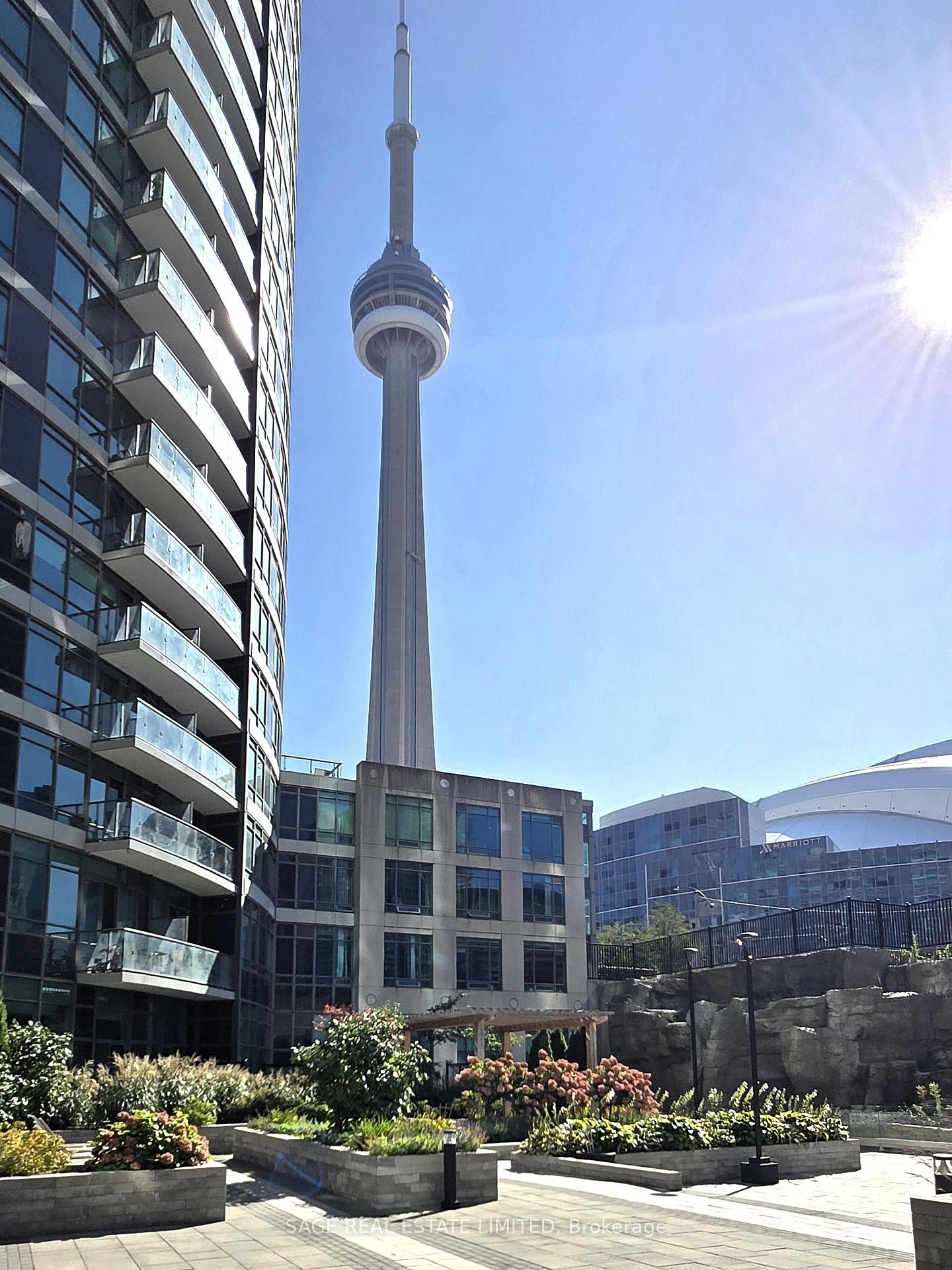 Photo 4 of Unit 2109, 361 Front Street W, Toronto, Waterfront Communities — HOMEH