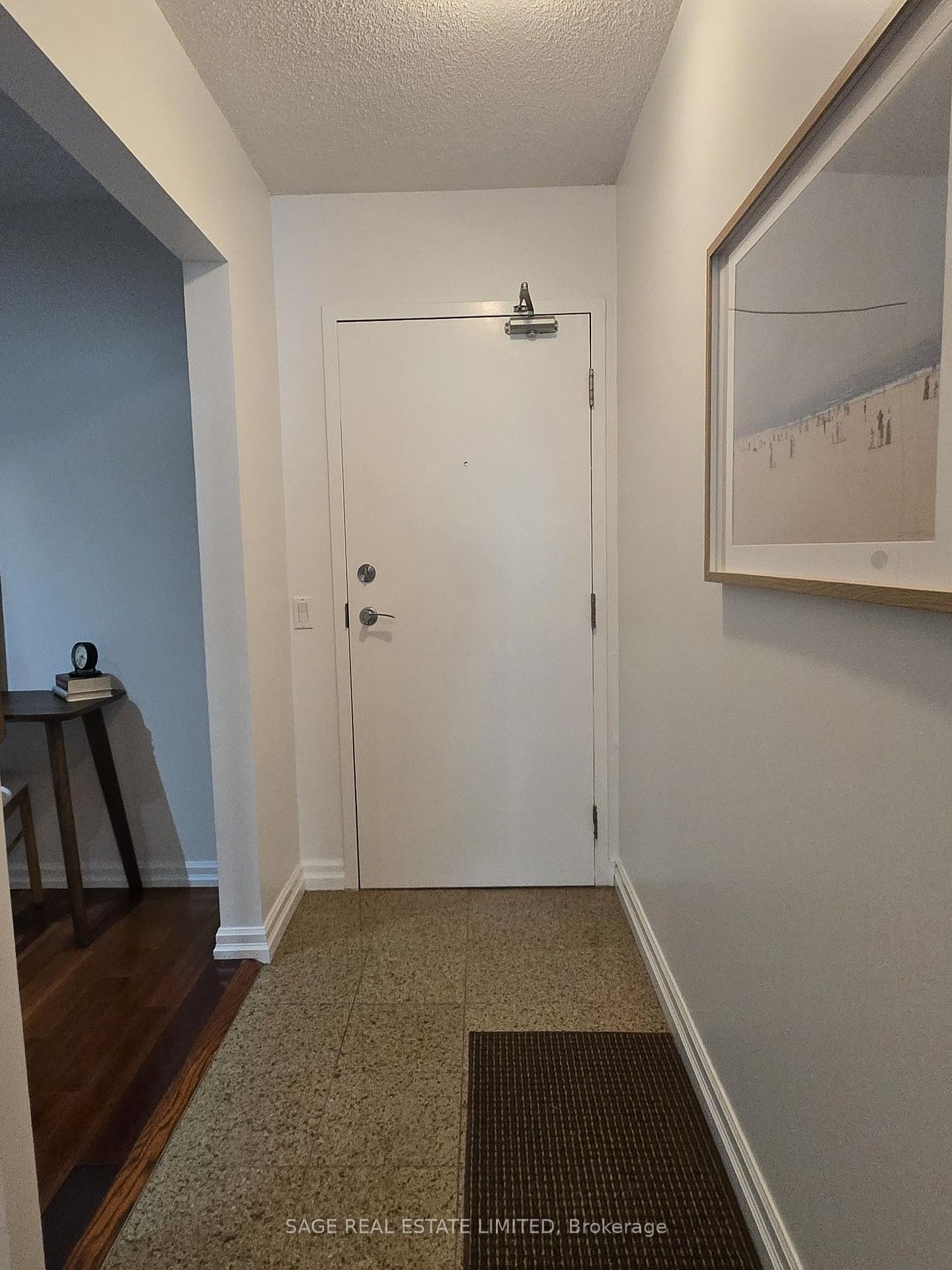 Photo 6 of Unit 2109, 361 Front Street W, Toronto, Waterfront Communities — HOMEH