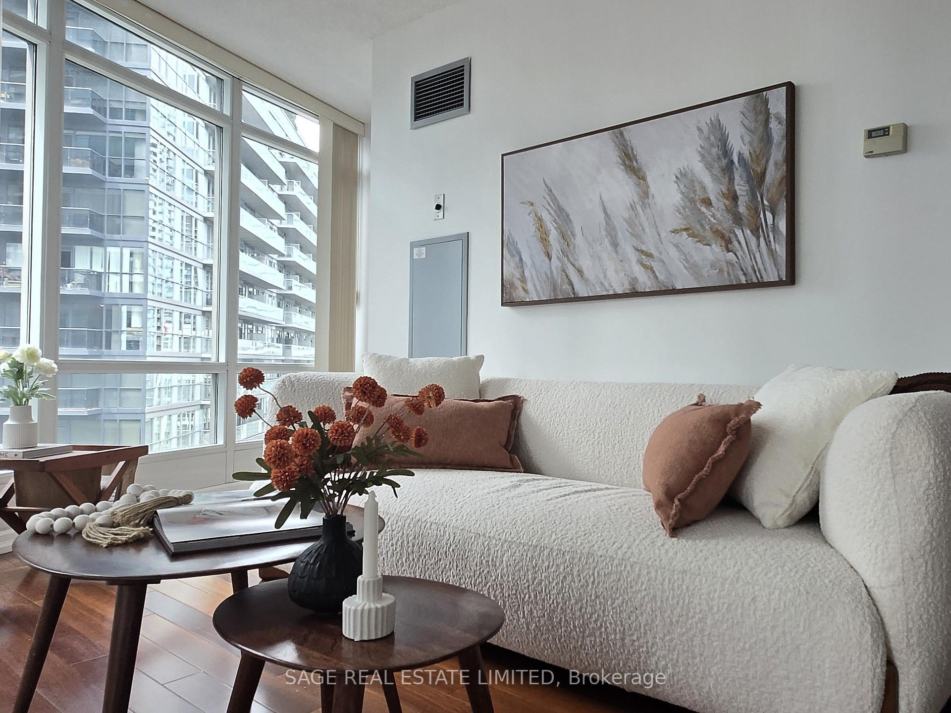 Photo 7 of Unit 2109, 361 Front Street W, Toronto, Waterfront Communities — HOMEH