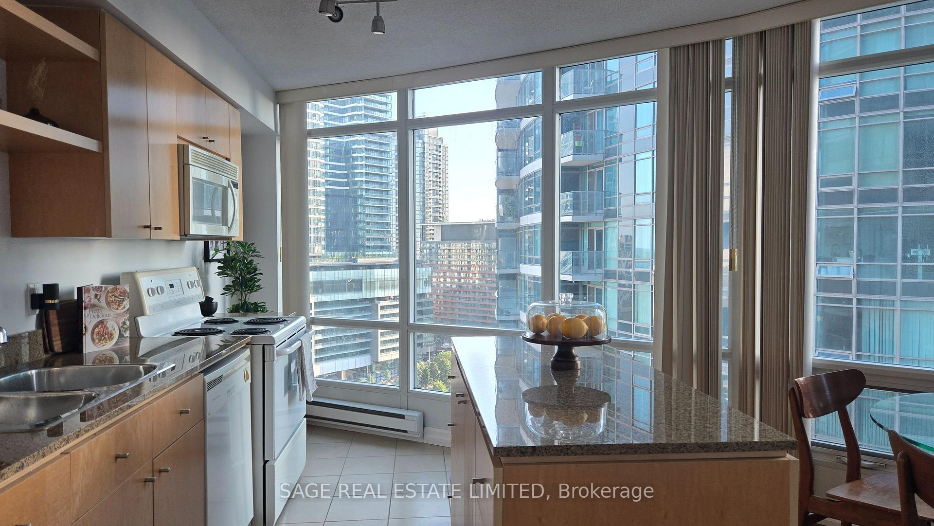 Photo 10 of Unit 2109, 361 Front Street W, Toronto, Waterfront Communities — HOMEH