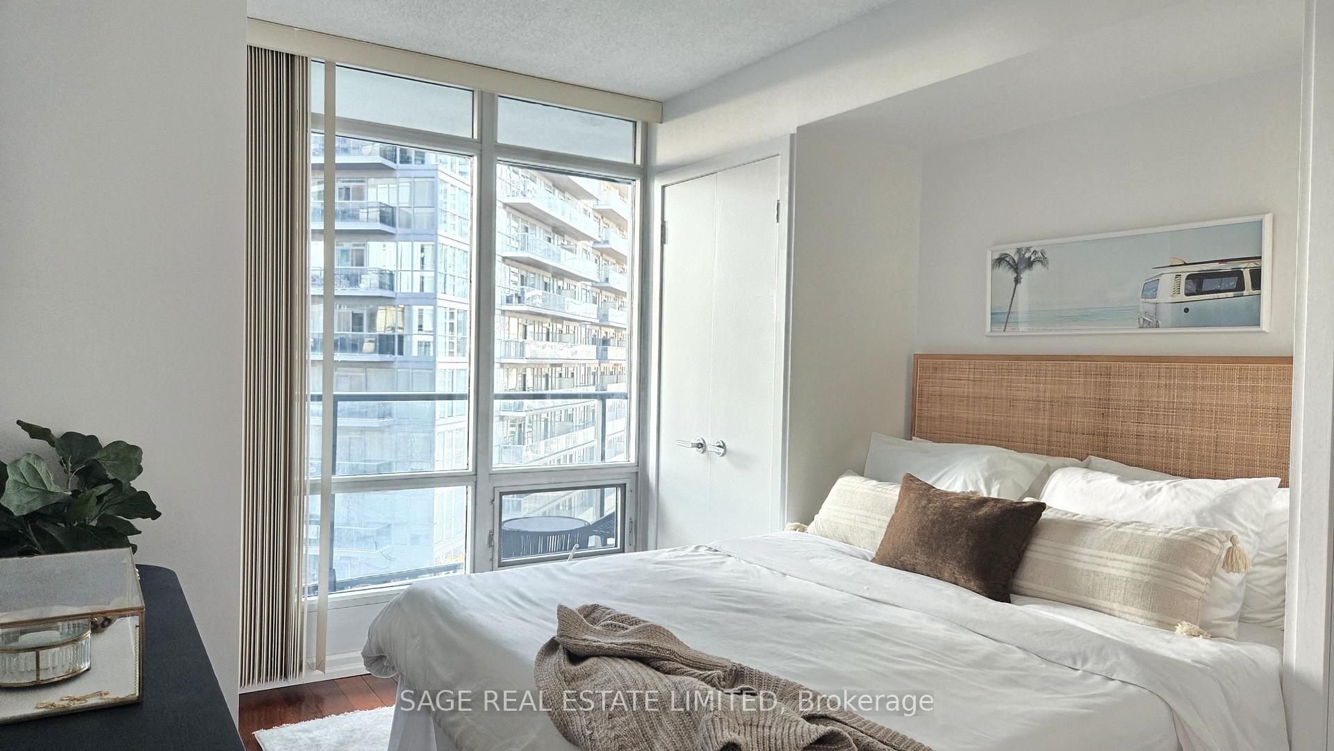 Photo 15 of Unit 2109, 361 Front Street W, Toronto, Waterfront Communities — HOMEH
