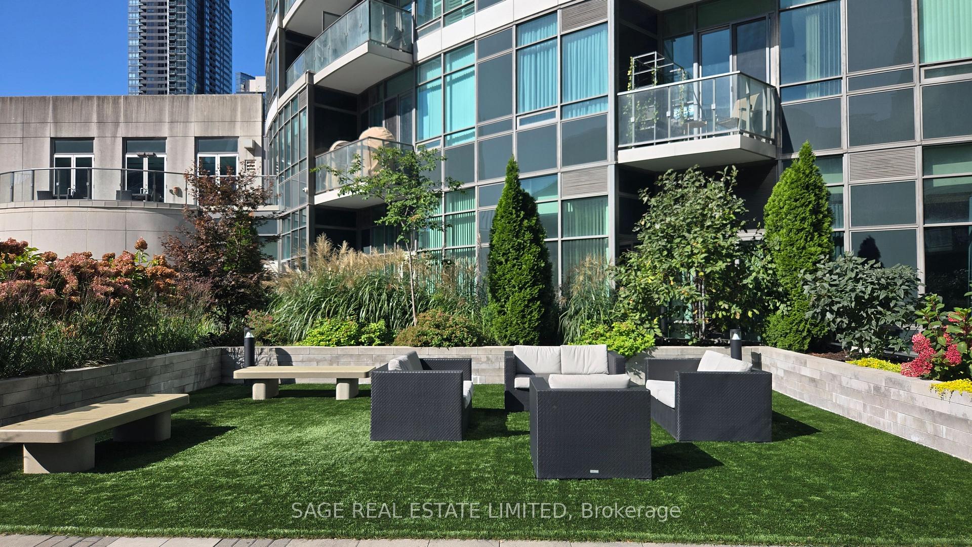 Photo 22 of Unit 2109, 361 Front Street W, Toronto, Waterfront Communities — HOMEH