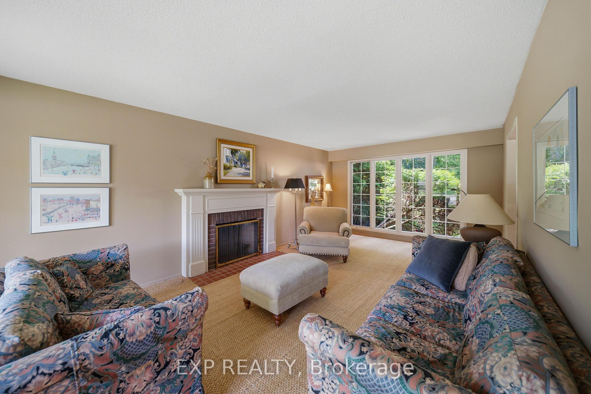 Photo 11 of 919 Plante Drive, Ottawa, Hunt Club/Western Community — HOMEH