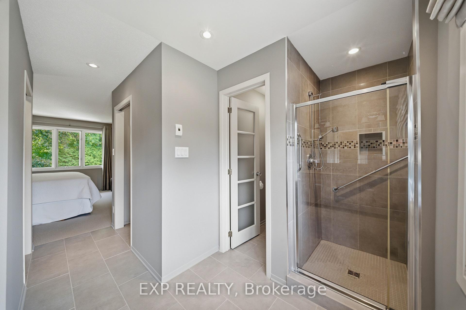 Photo 20 of 919 Plante Drive, Ottawa, Hunt Club/Western Community — HOMEH