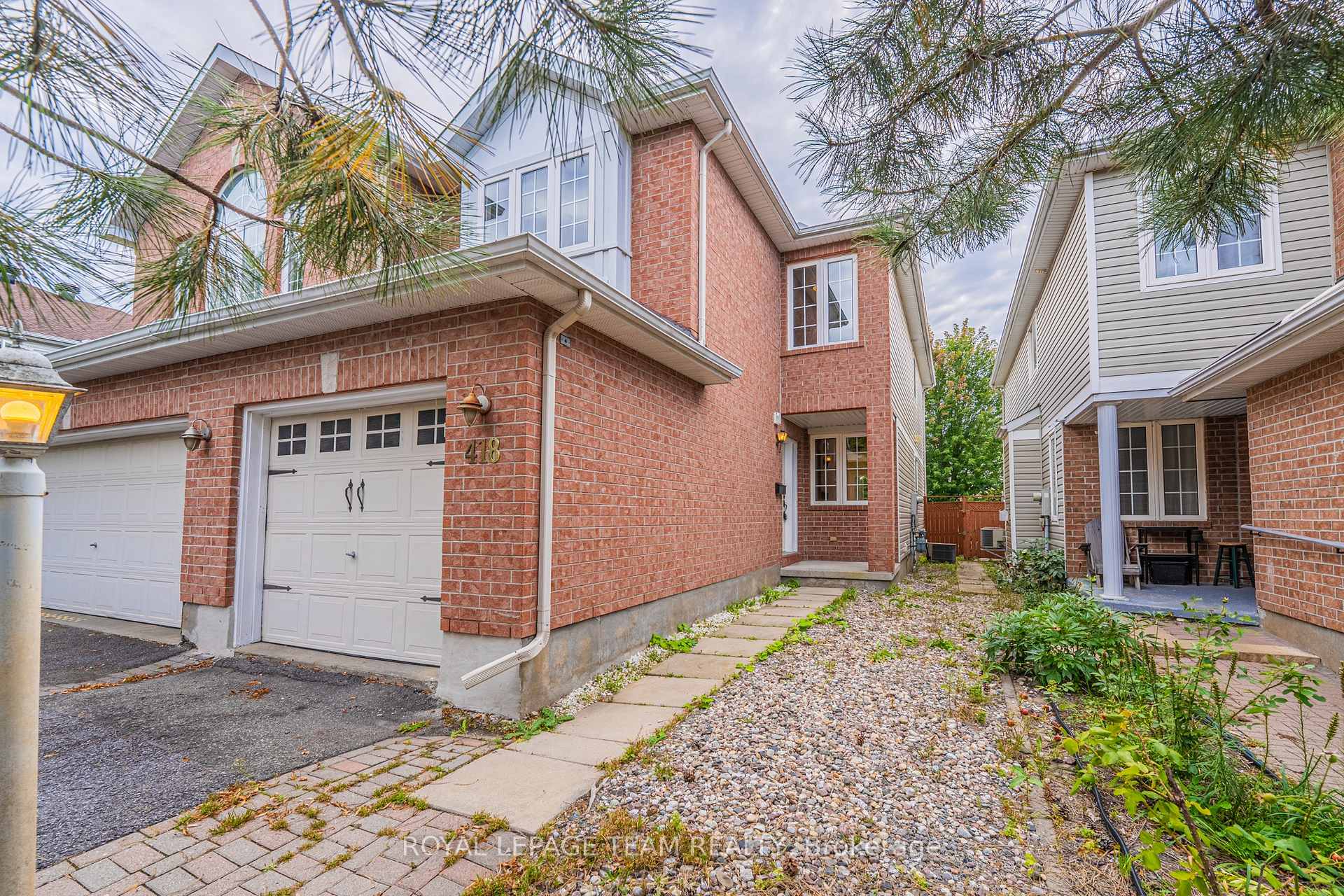Photo 2 of 418 Beatrice Drive, Ottawa, Barrhaven - Longfields — HOMEH