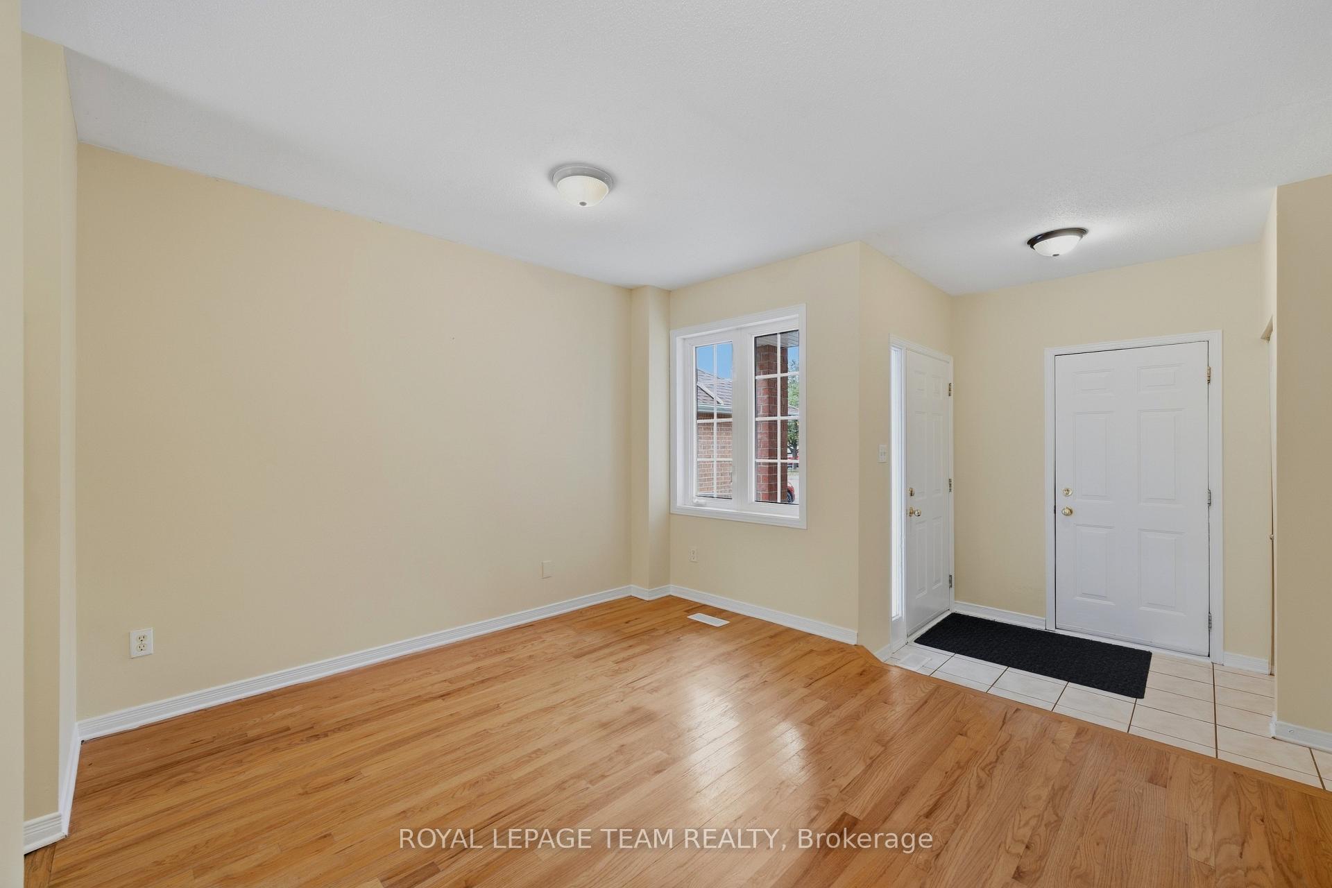 Photo 7 of 418 Beatrice Drive, Ottawa, Barrhaven - Longfields — HOMEH
