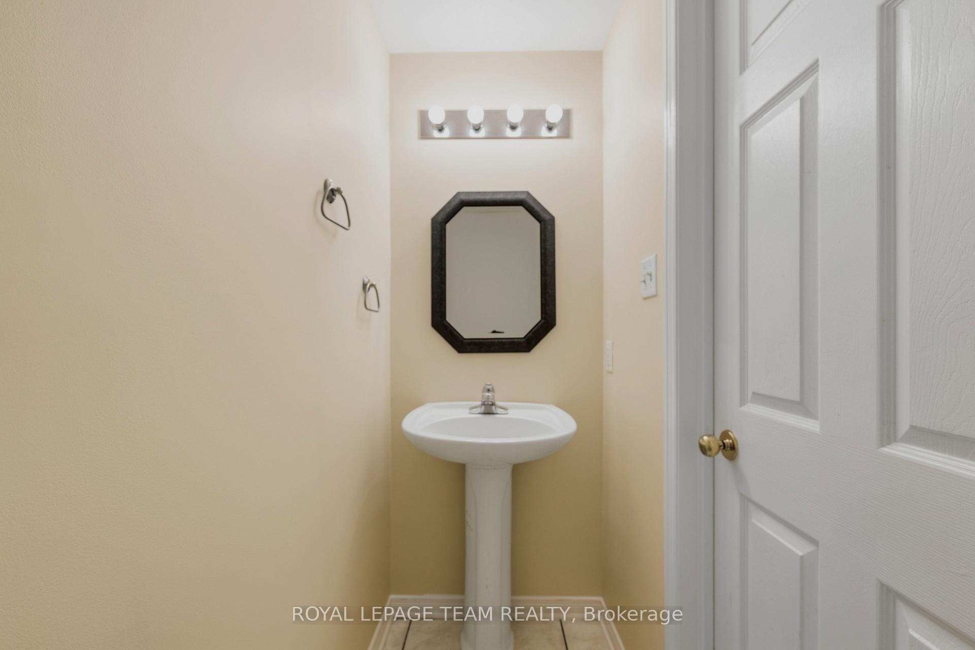 Photo 12 of 418 Beatrice Drive, Ottawa, Barrhaven - Longfields — HOMEH