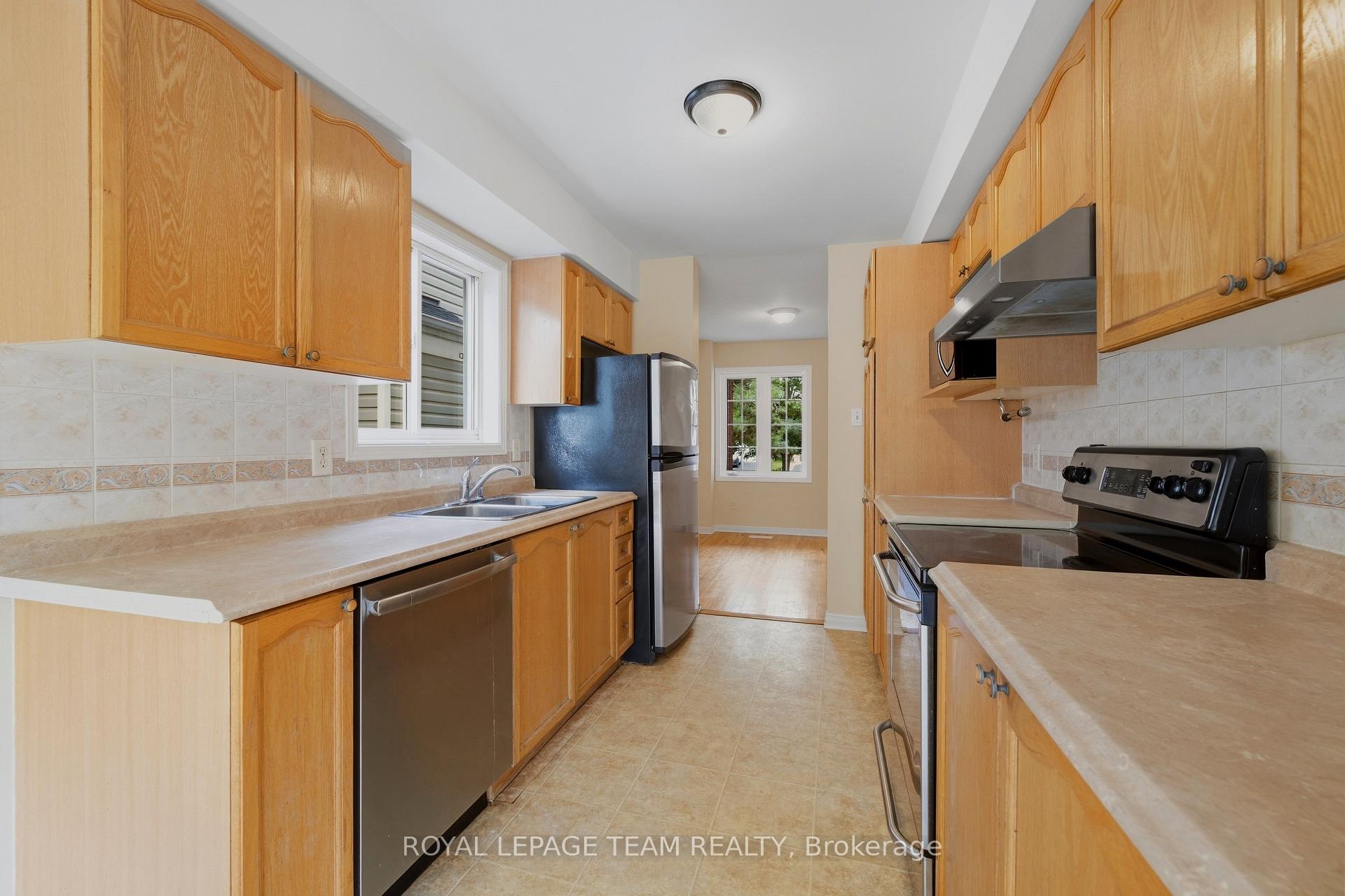 Photo 14 of 418 Beatrice Drive, Ottawa, Barrhaven - Longfields — HOMEH