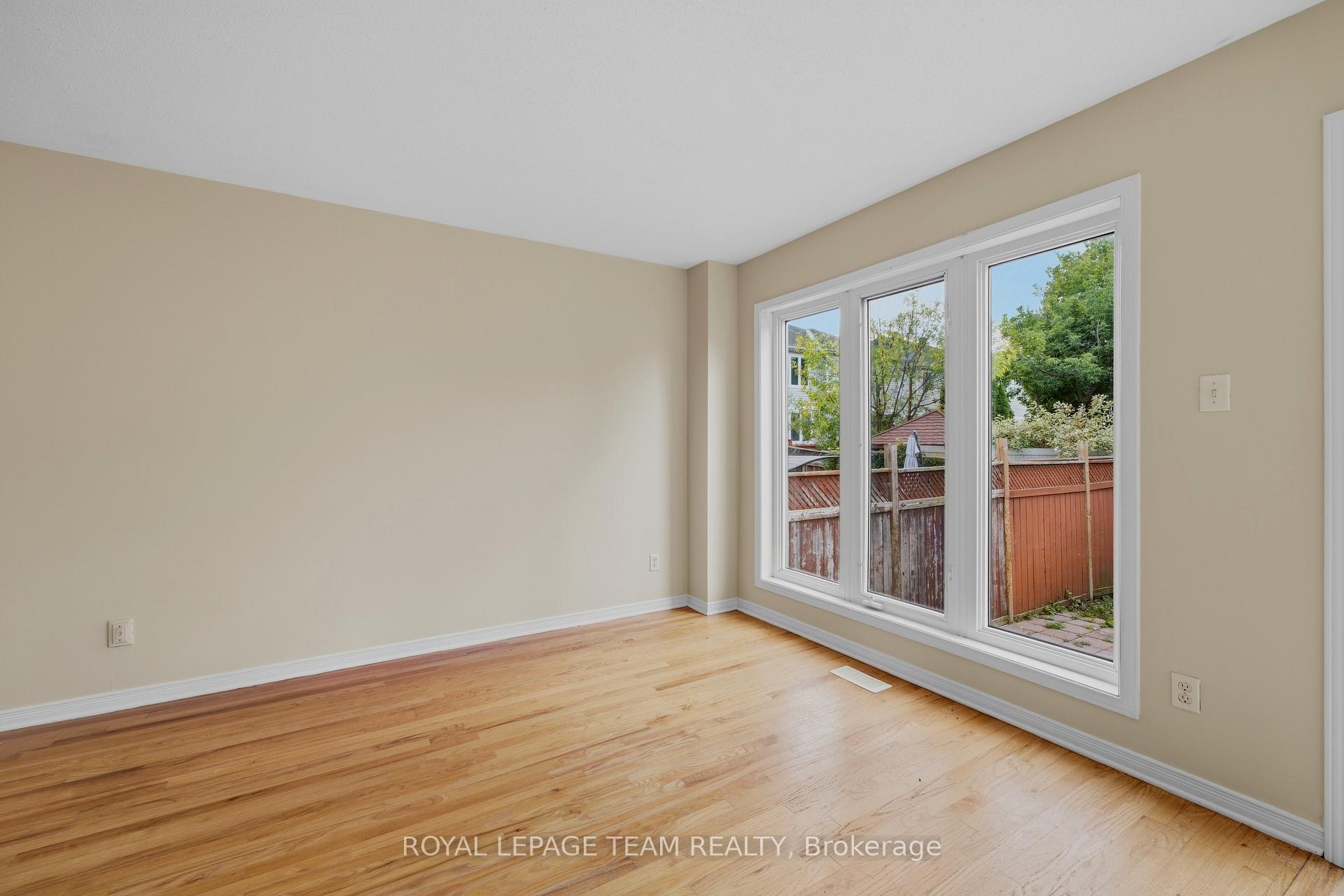 Photo 21 of 418 Beatrice Drive, Ottawa, Barrhaven - Longfields — HOMEH