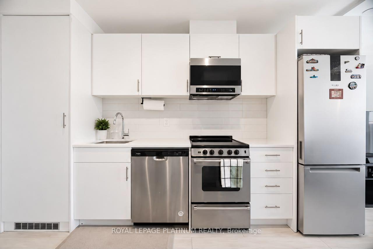 Photo 7 of Unit 311, 412 Silver Maple Road, Oakville, Joshua Meadows — HOMEH