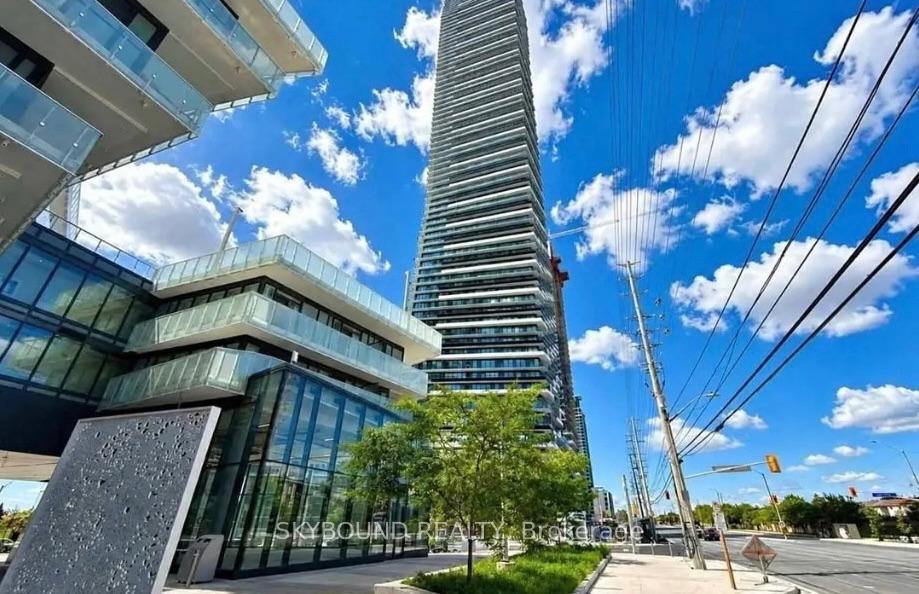 Front of Unit 2902, 448 Byrnhamthorpe Road W