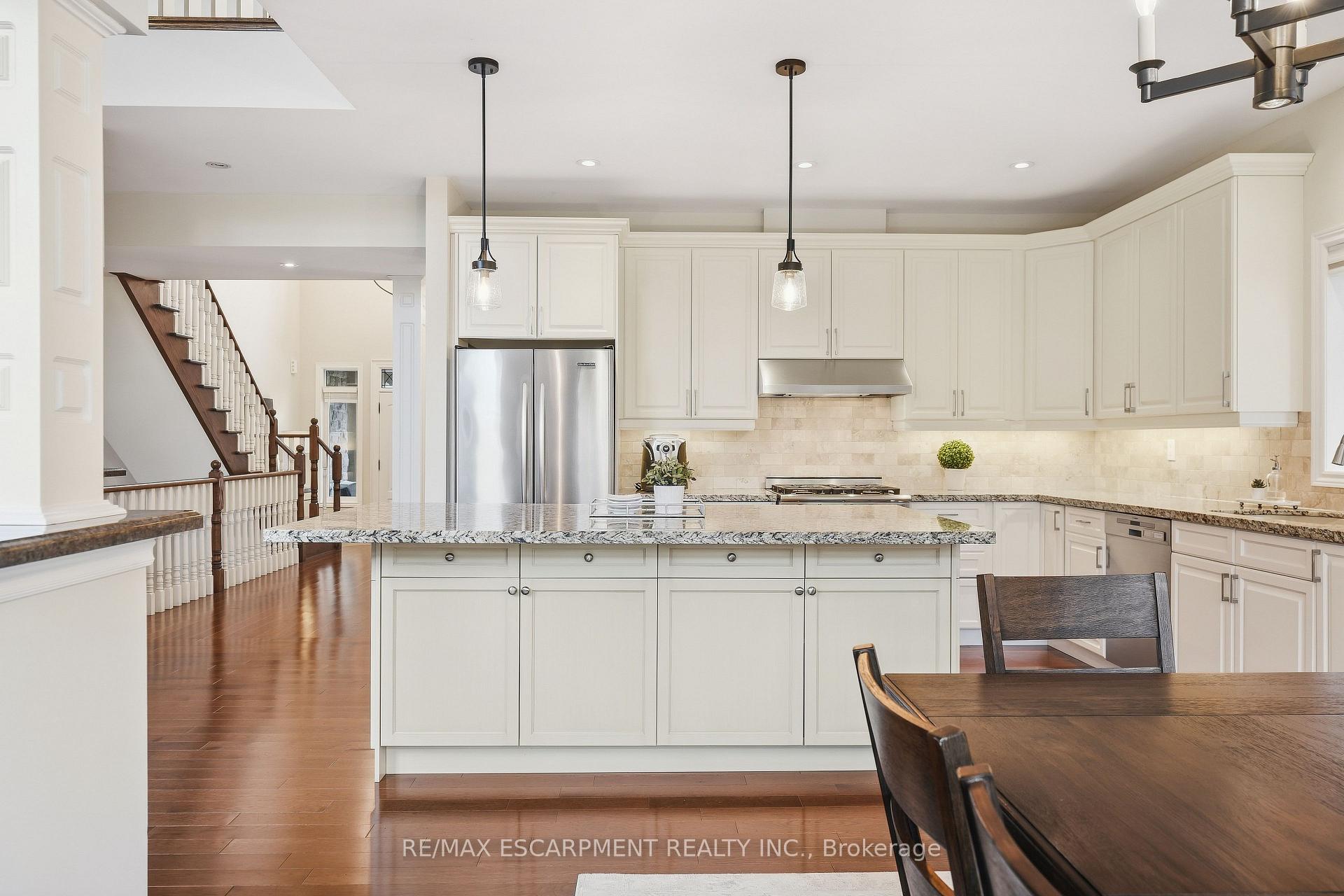 Photo 7 of 3248 Ribble Crescent, Oakville, Bronte Creek — HOMEH