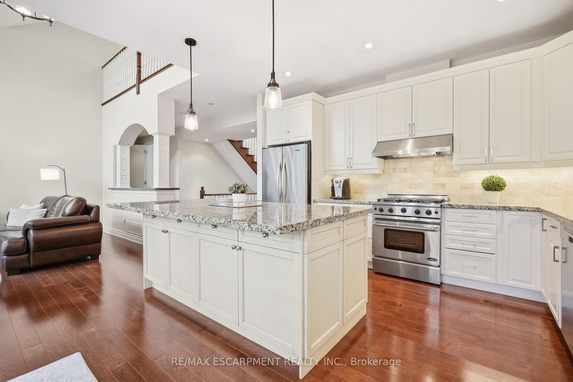 Photo 8 of 3248 Ribble Crescent, Oakville, Bronte Creek — HOMEH