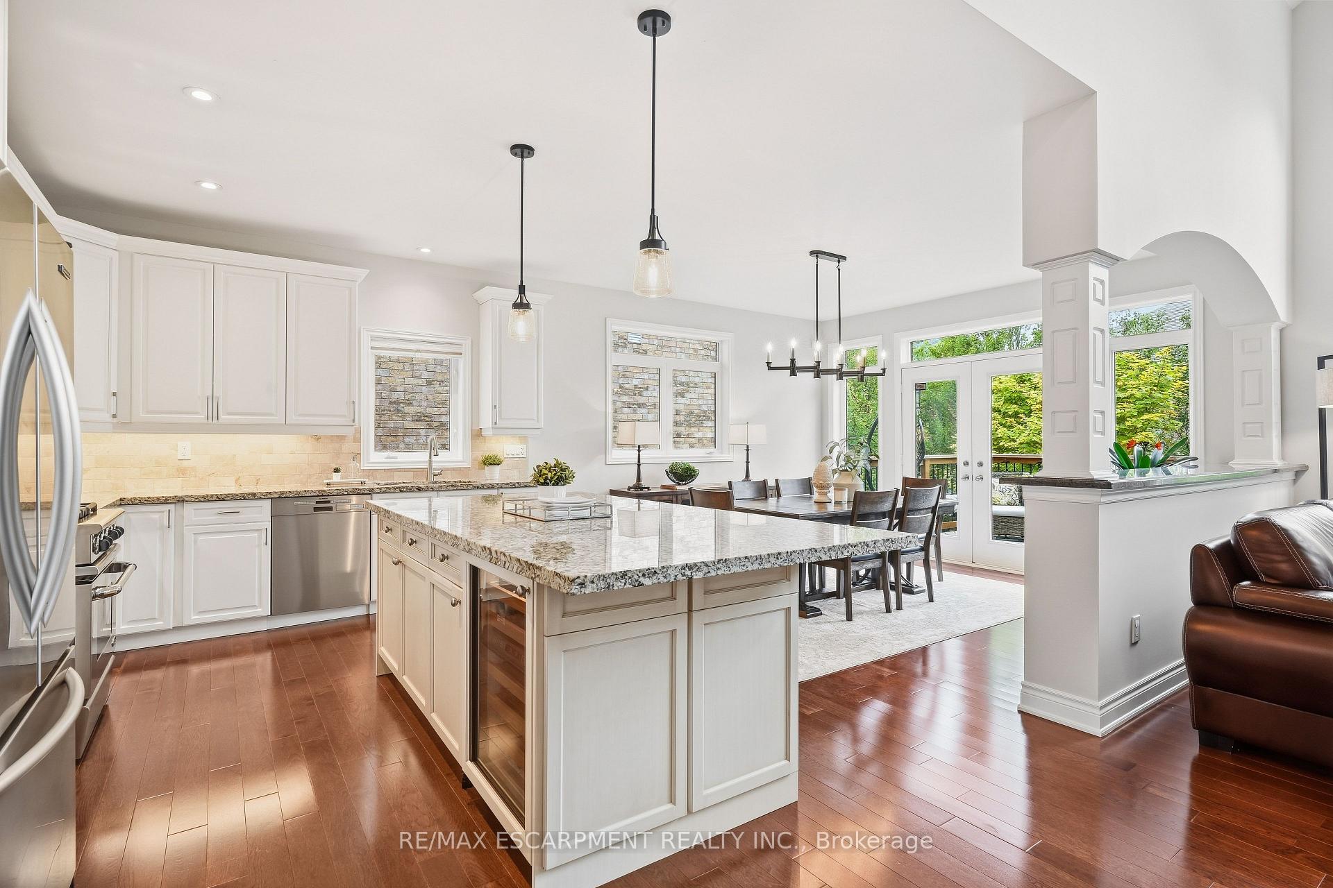 Photo 10 of 3248 Ribble Crescent, Oakville, Bronte Creek — HOMEH