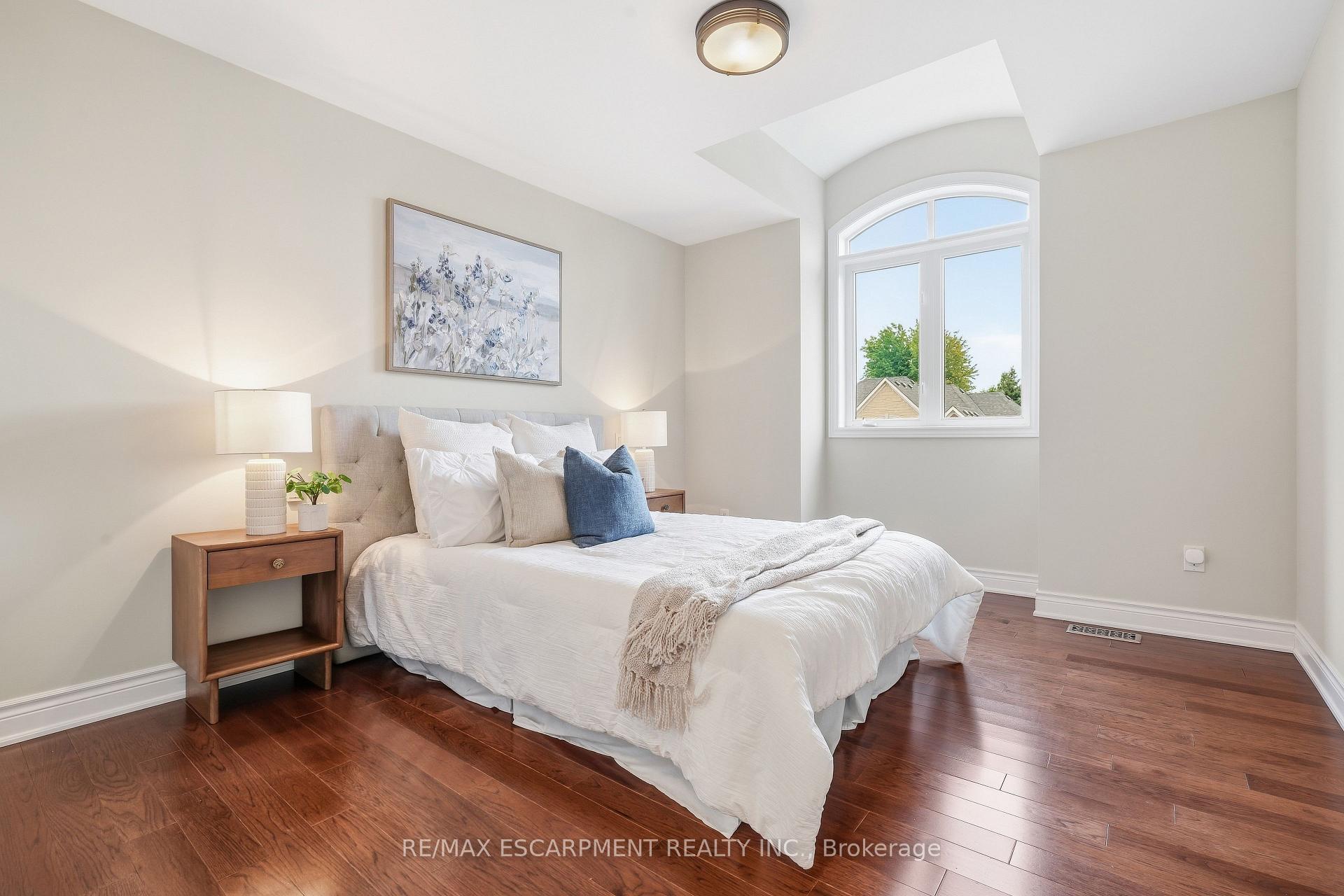 Photo 29 of 3248 Ribble Crescent, Oakville, Bronte Creek — HOMEH