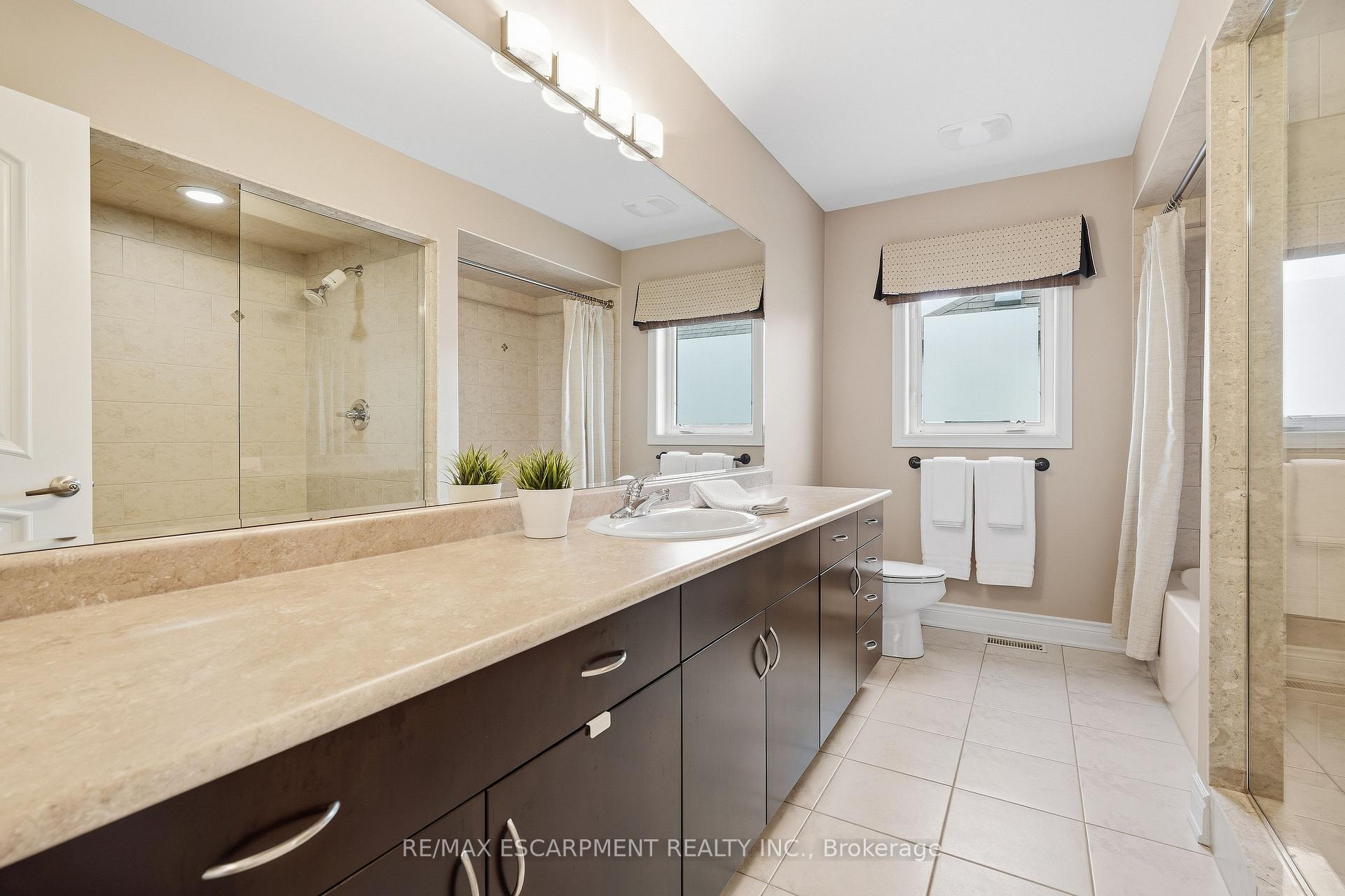Photo 31 of 3248 Ribble Crescent, Oakville, Bronte Creek — HOMEH