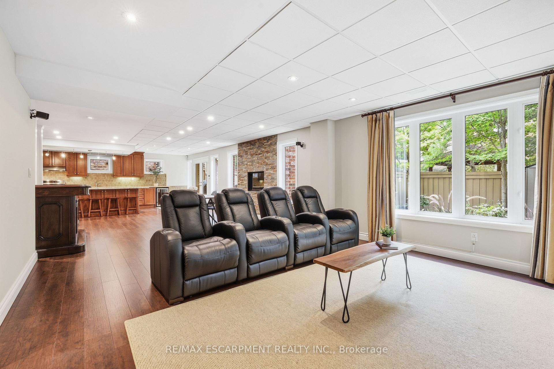 Photo 35 of 3248 Ribble Crescent, Oakville, Bronte Creek — HOMEH