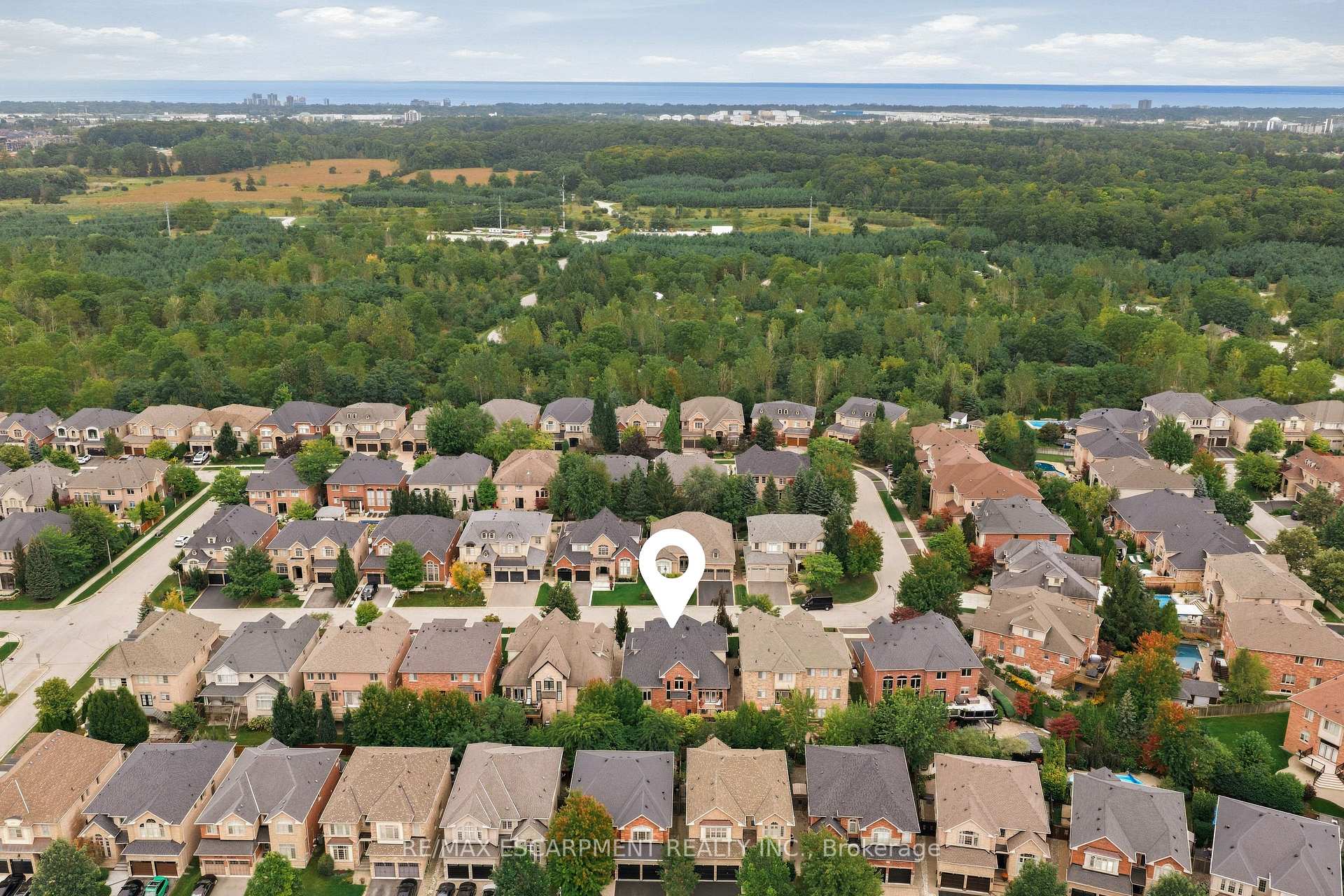 Photo 48 of 3248 Ribble Crescent, Oakville, Bronte Creek — HOMEH