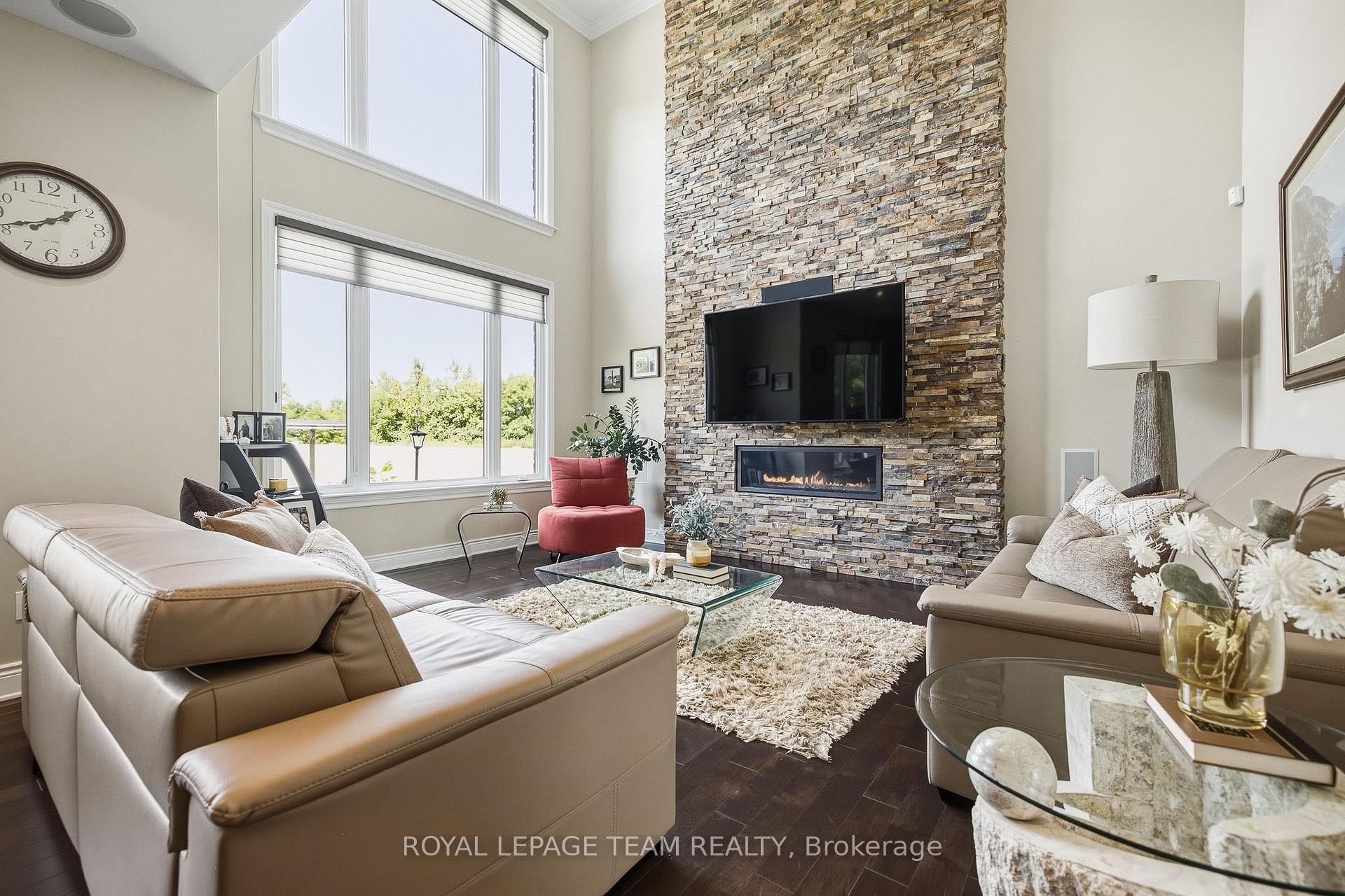 Photo 16 of 1419 Balmoral Drive, Ottawa, Cedardale — HOMEH