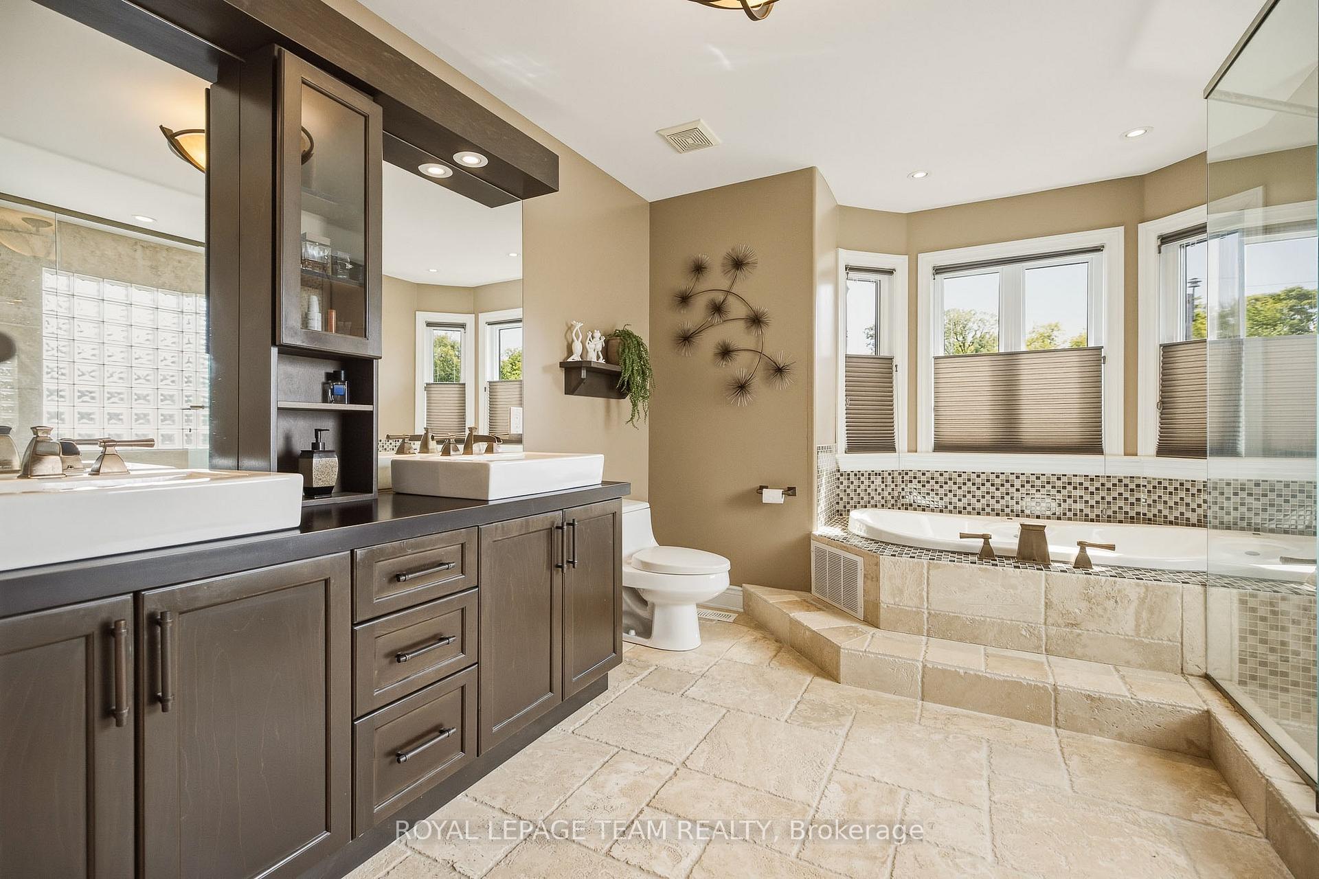 Photo 29 of 1419 Balmoral Drive, Ottawa, Cedardale — HOMEH