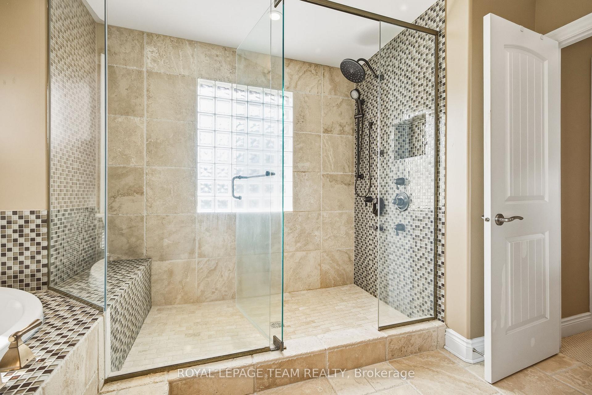Photo 31 of 1419 Balmoral Drive, Ottawa, Cedardale — HOMEH
